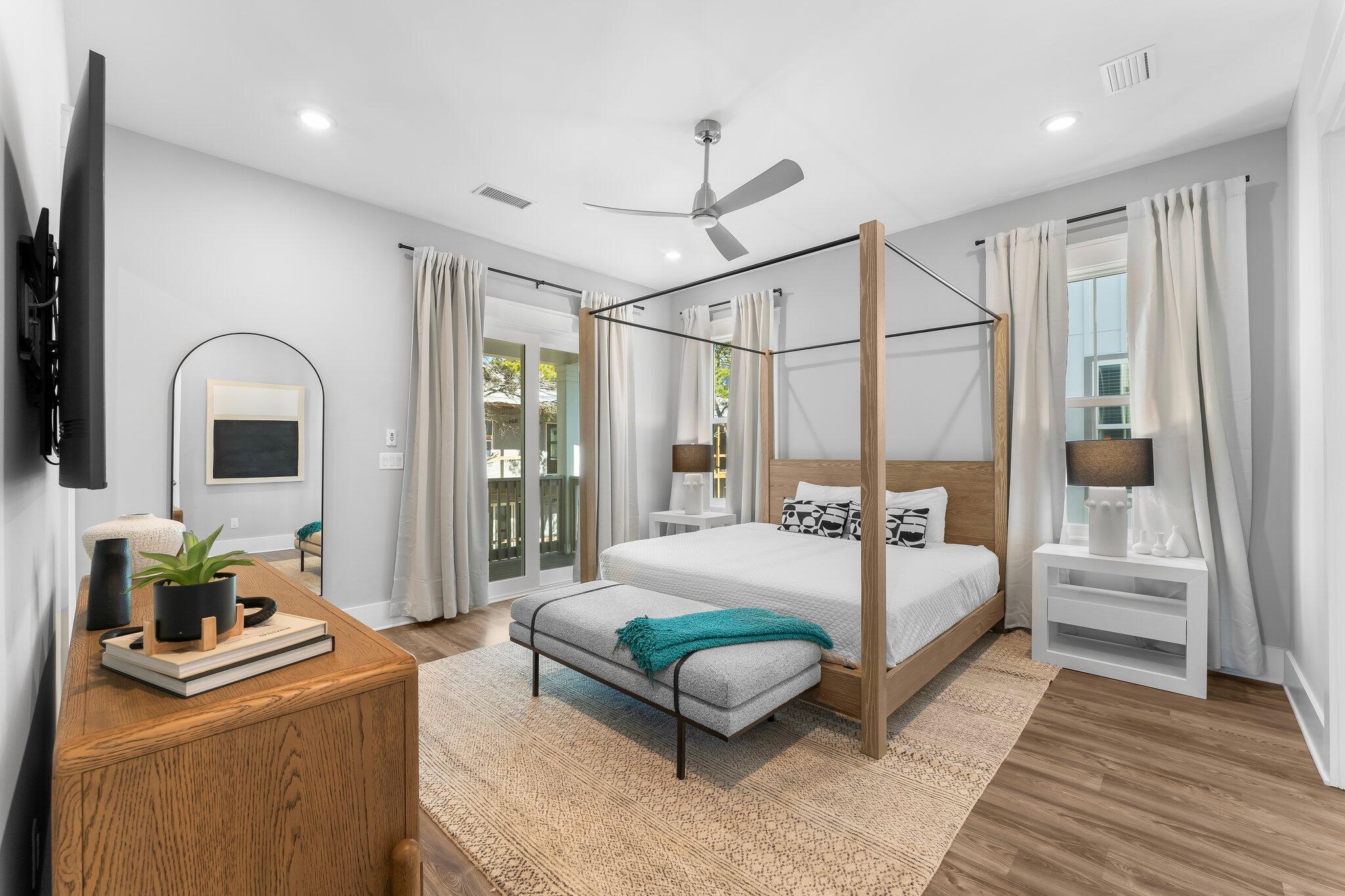 34 W Majestic Palm Drive