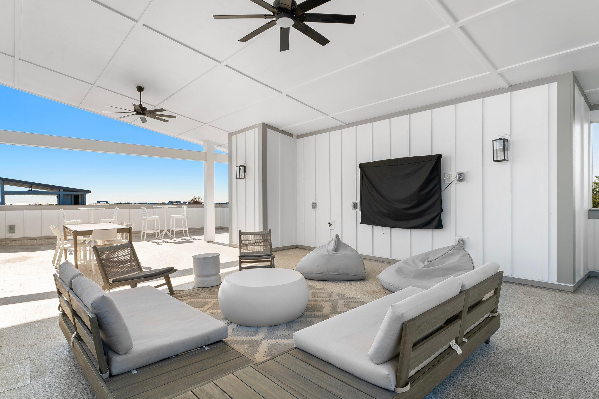 34 W Majestic Palm Drive