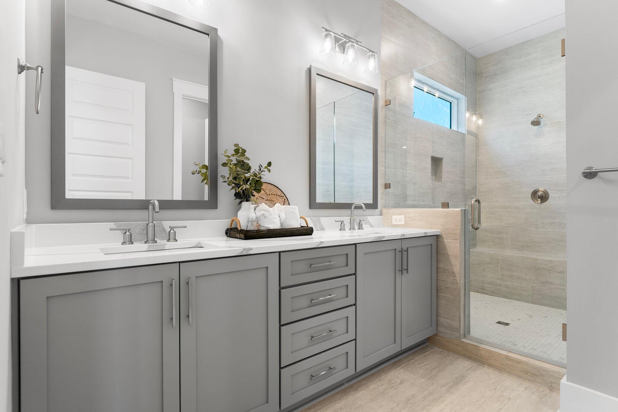 34 W Majestic Palm Drive