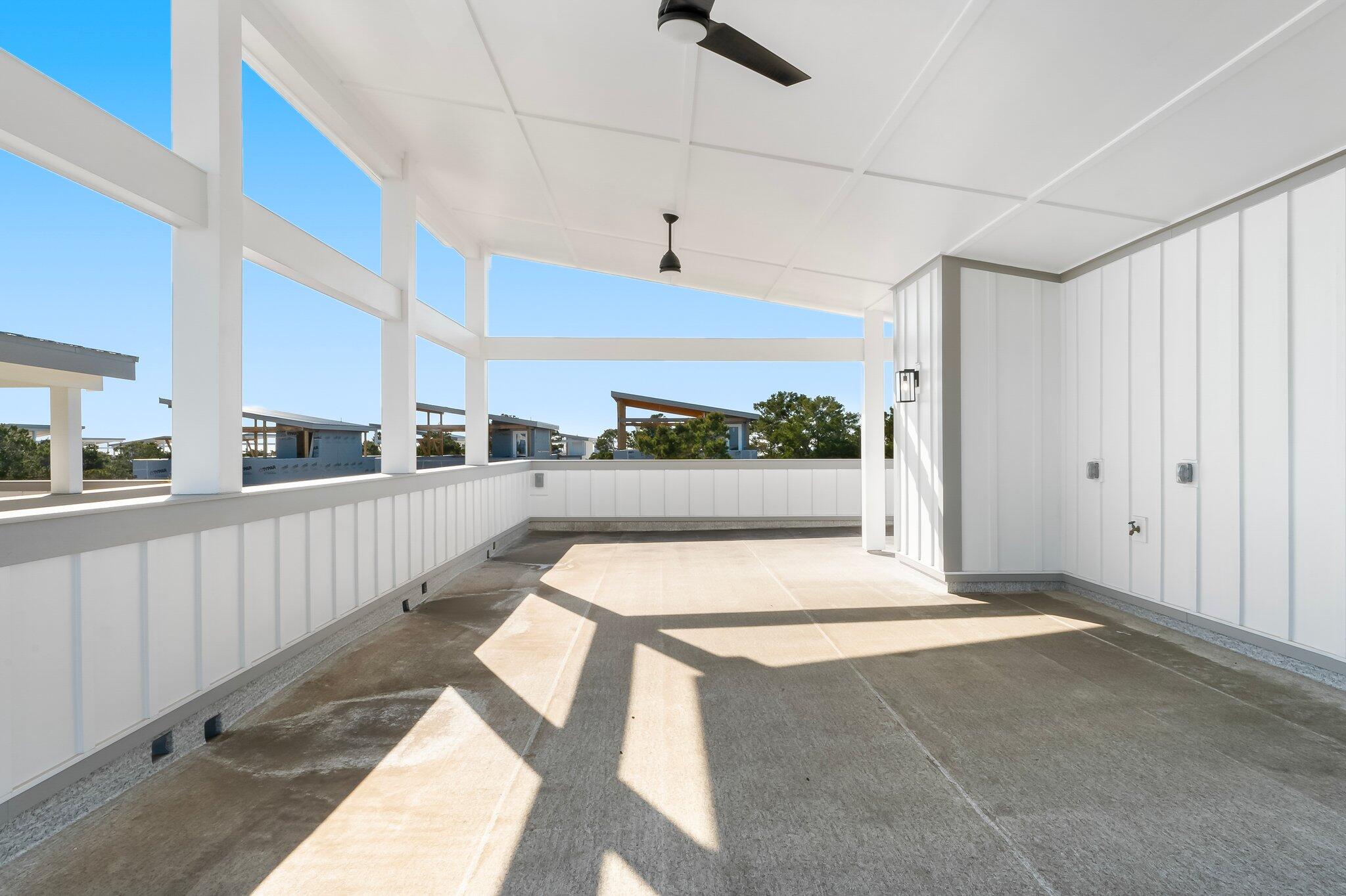 28 W Queen Palm Drive