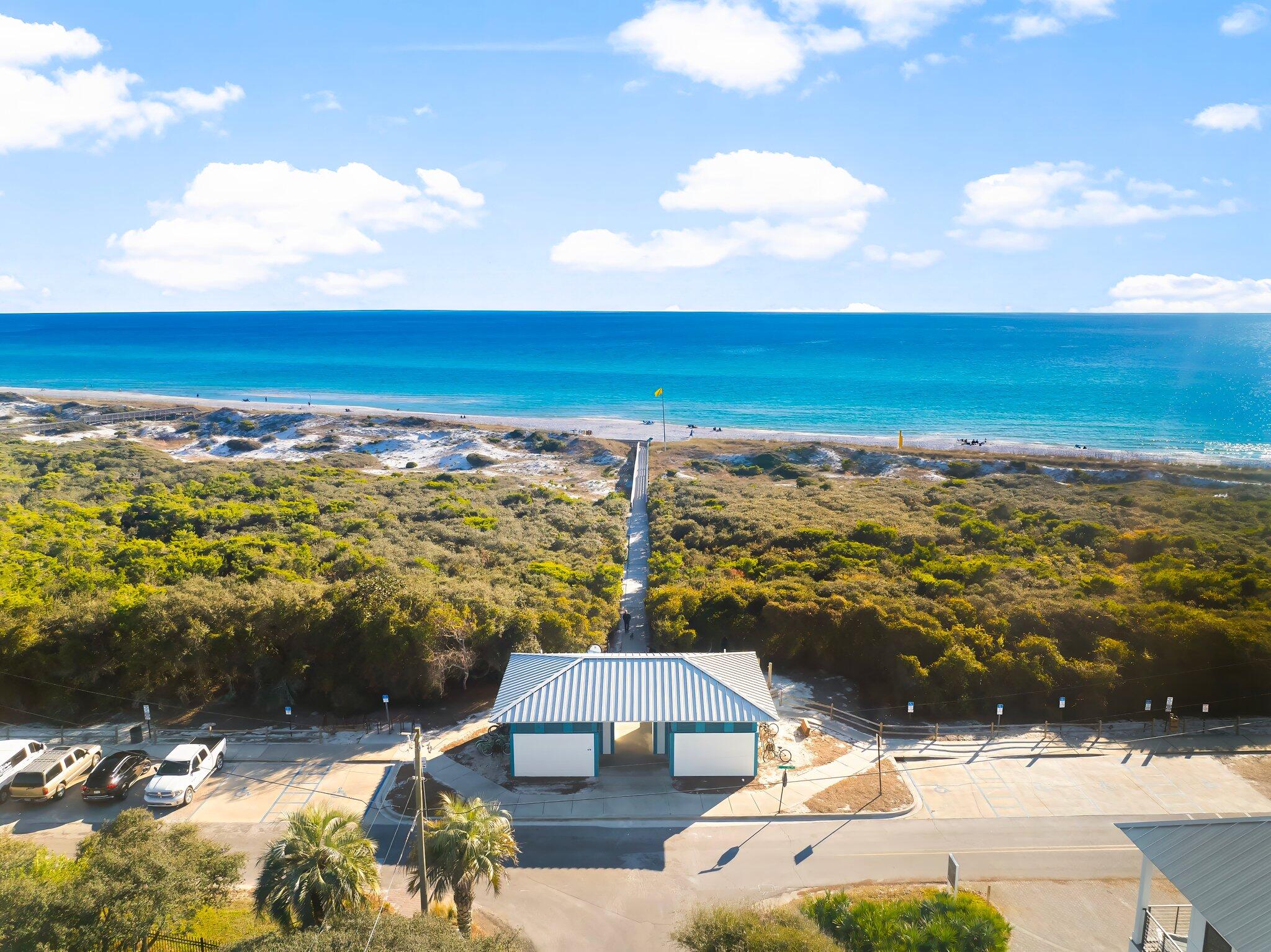 28 W Queen Palm Drive