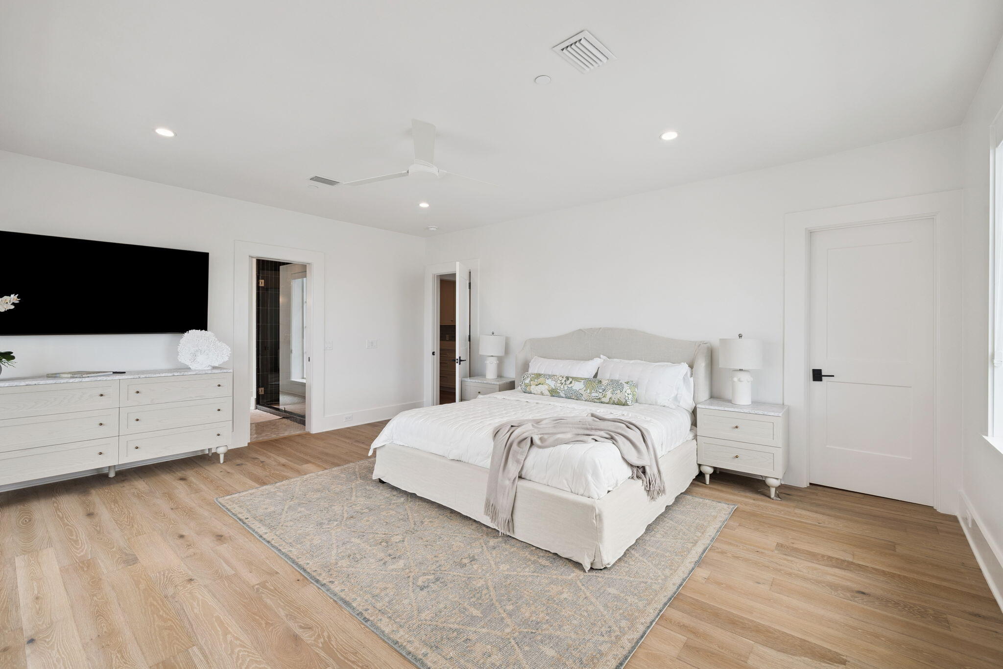 8978 E County Highway 30A