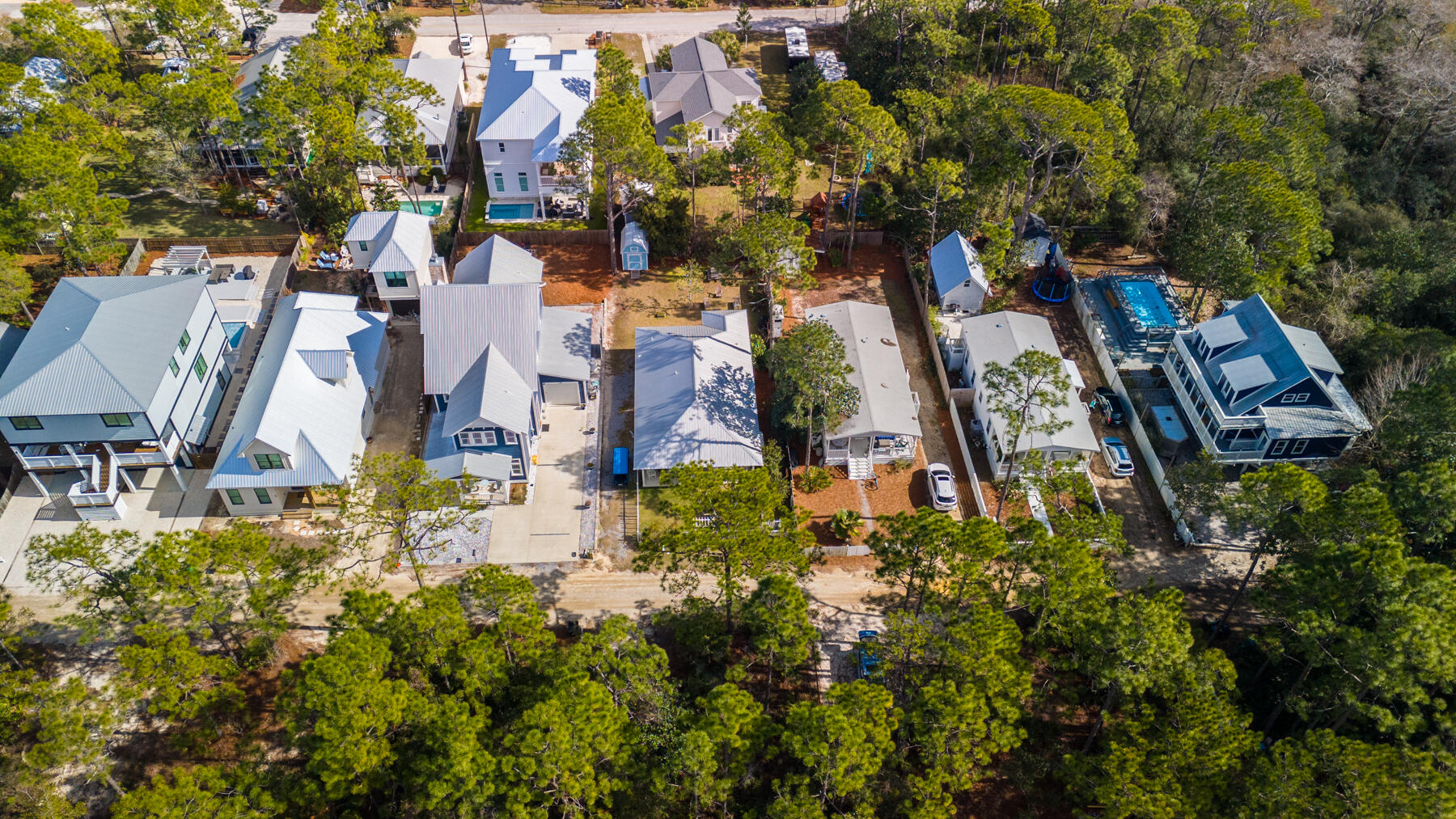 115 N Barcelona Avenue