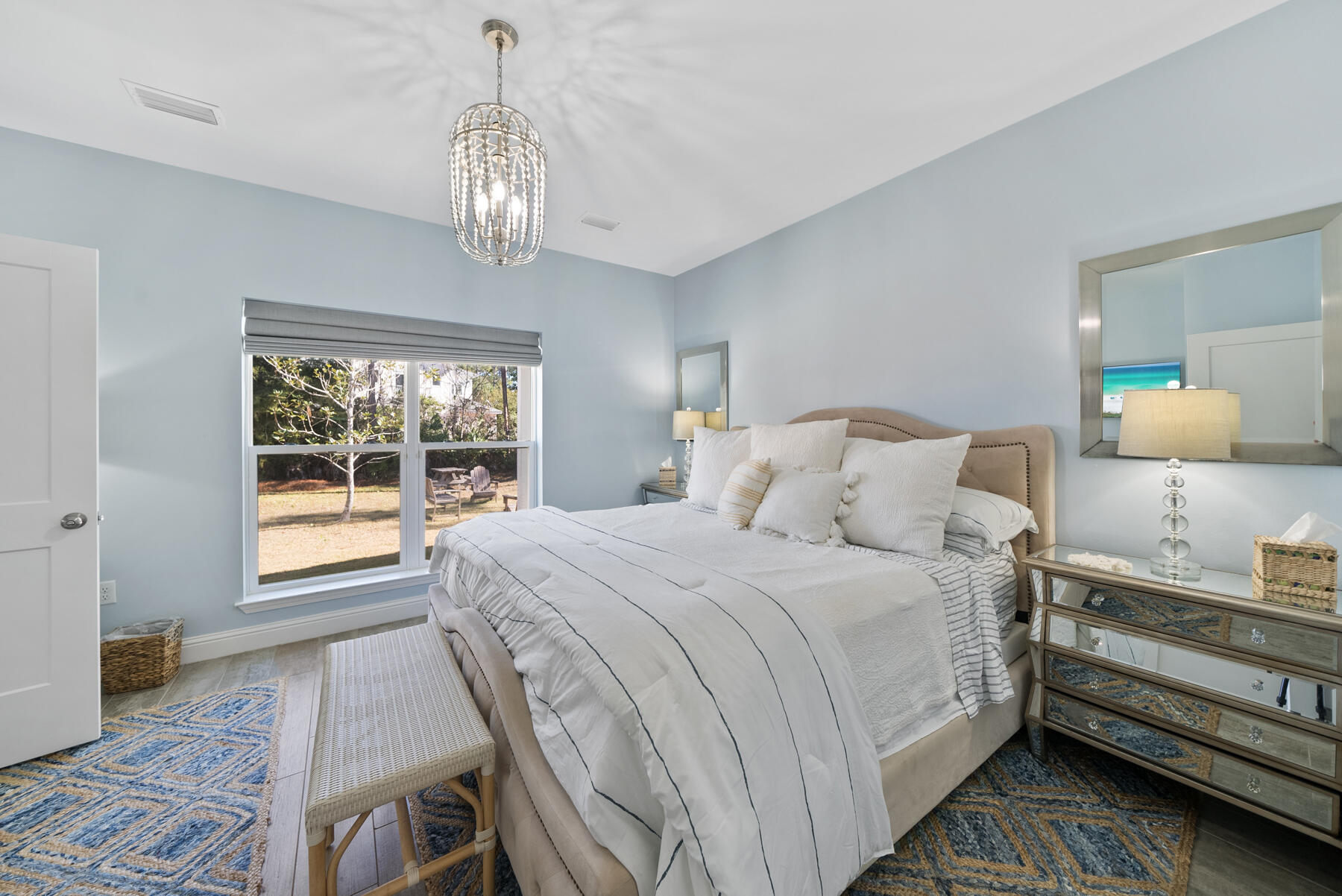 115 N Barcelona Avenue