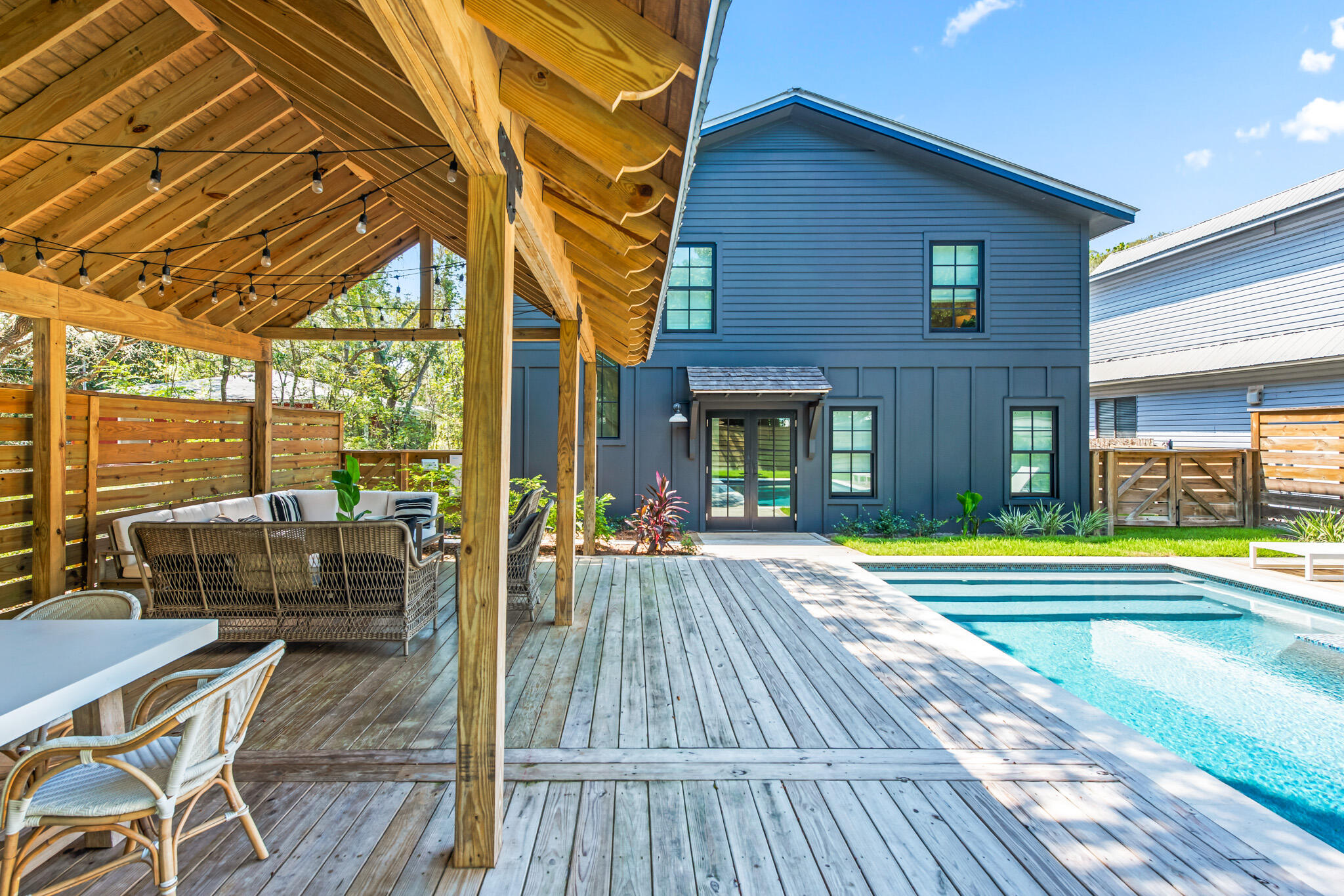 375 Defuniak Street