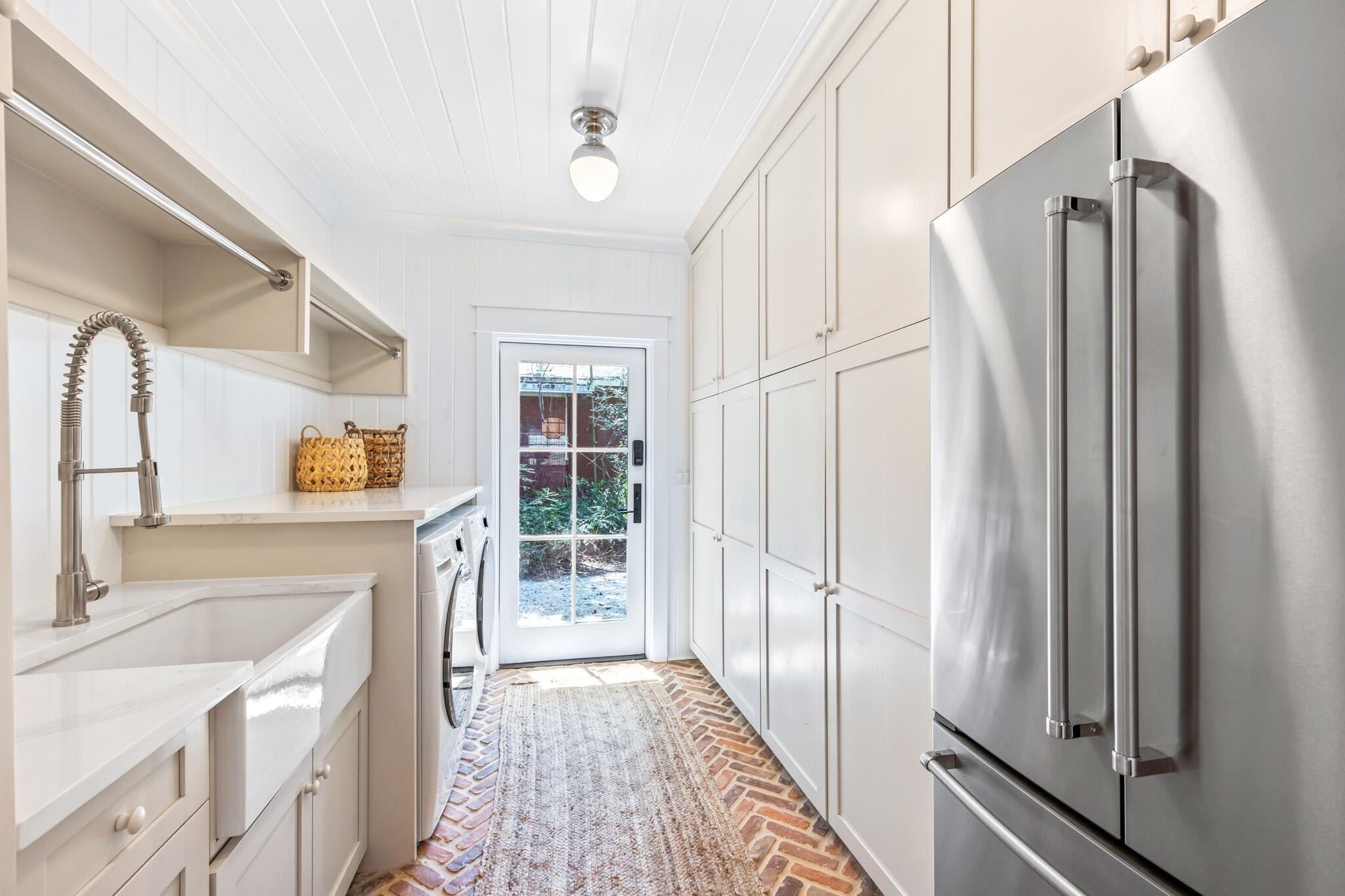 375 Defuniak Street