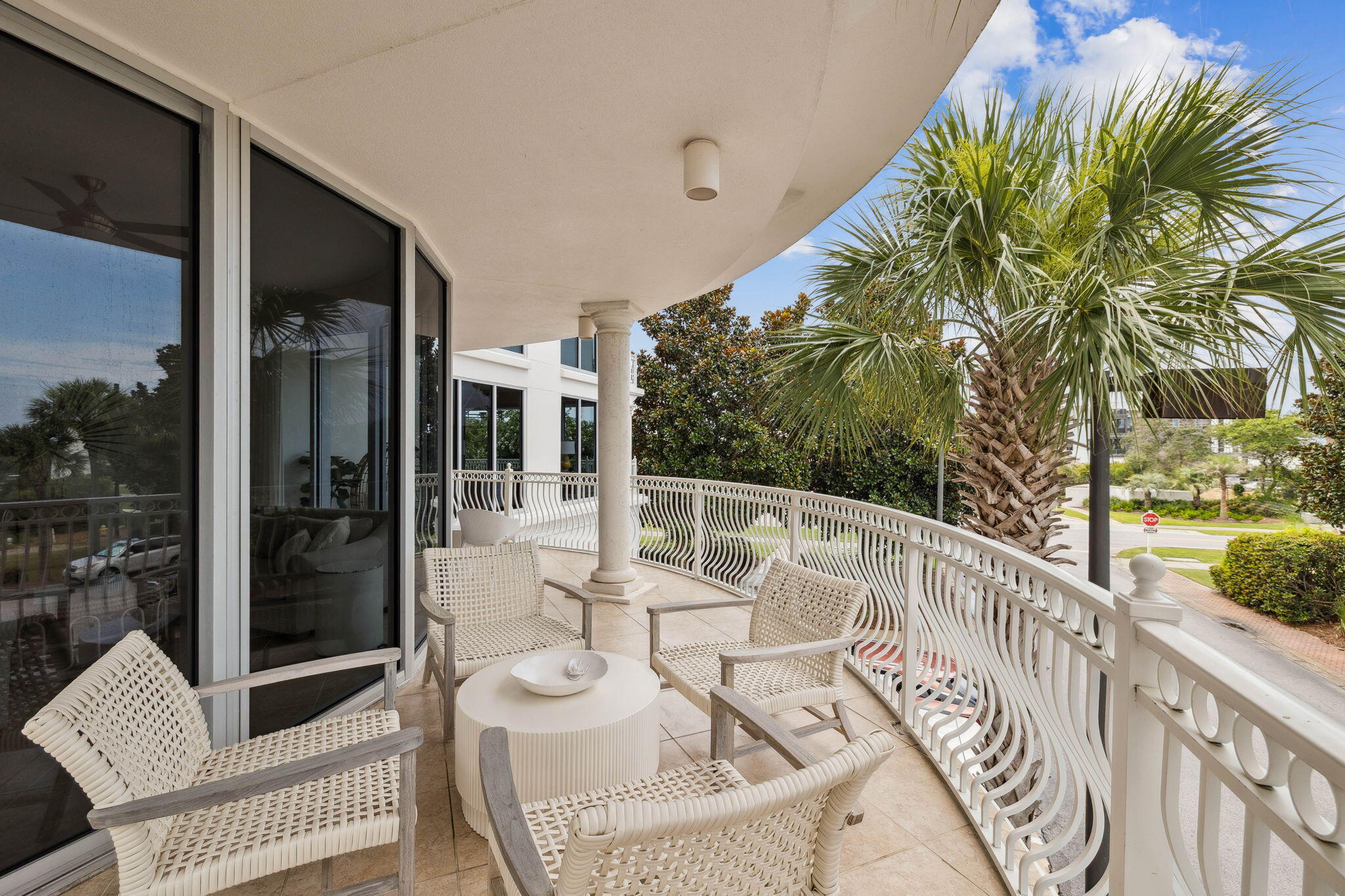 9961 E County Hwy 30A, 207