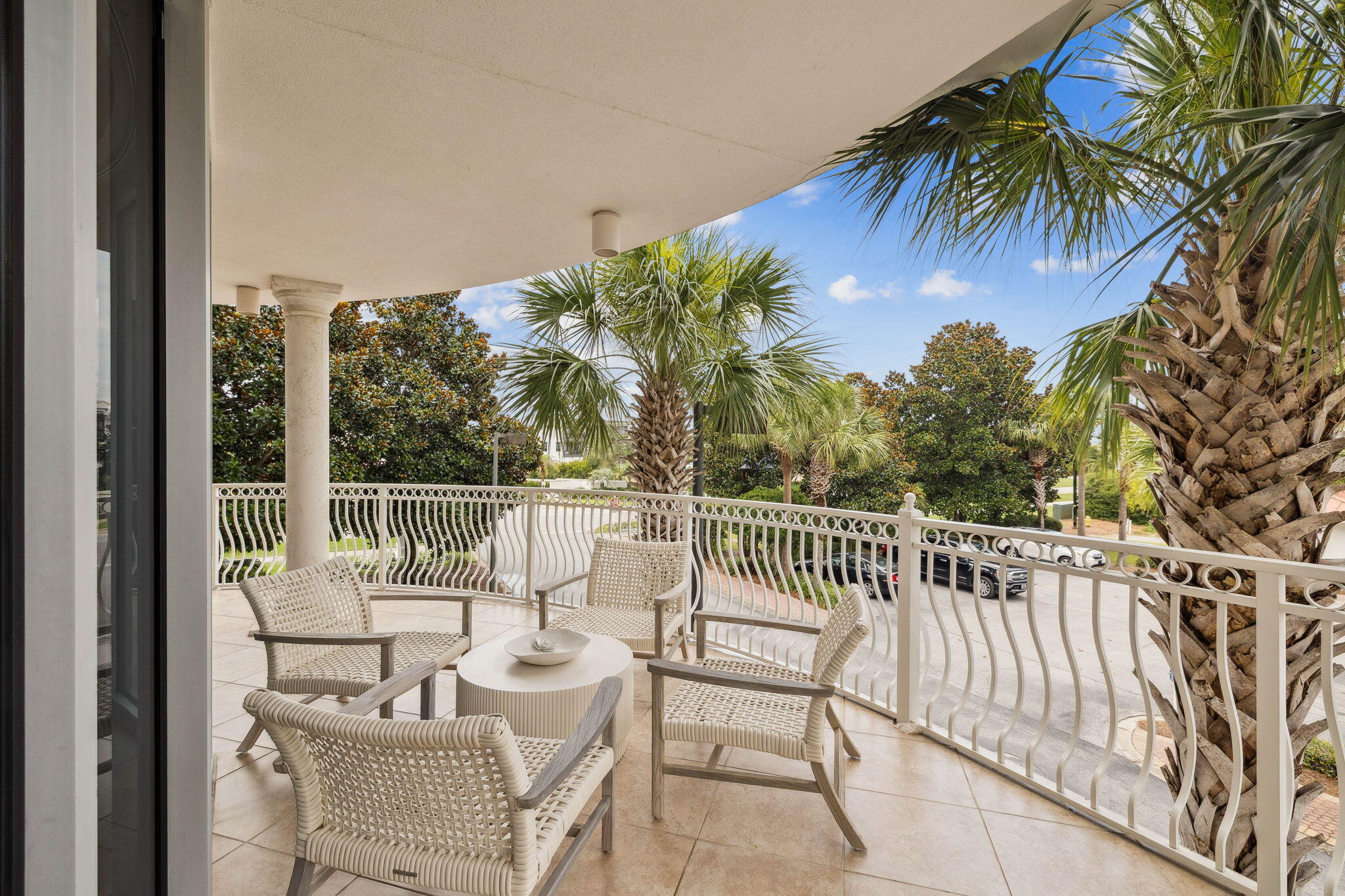 9961 E County Hwy 30A, 207