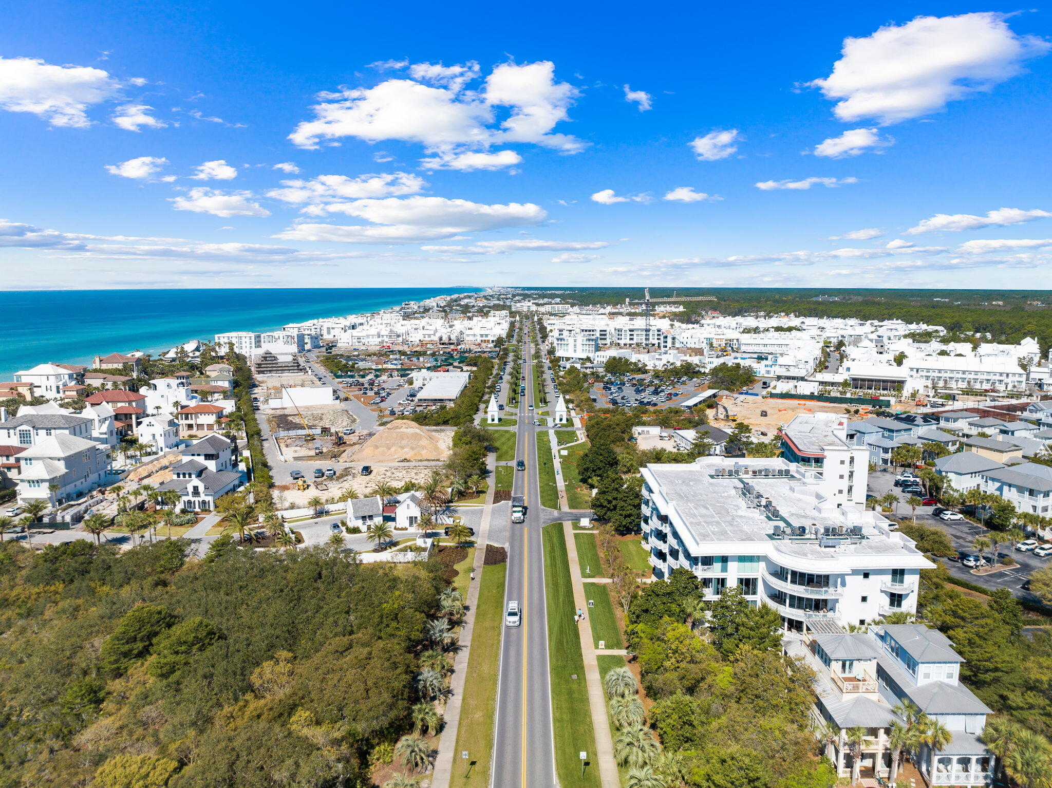 9961 E County Hwy 30A, 207