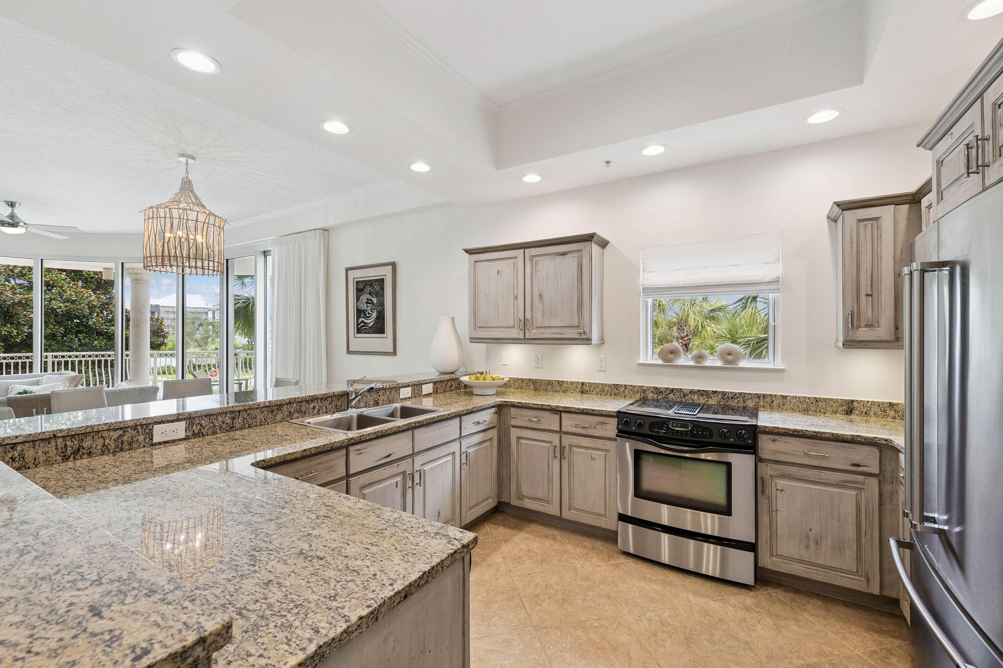 9961 E County Hwy 30A, 207