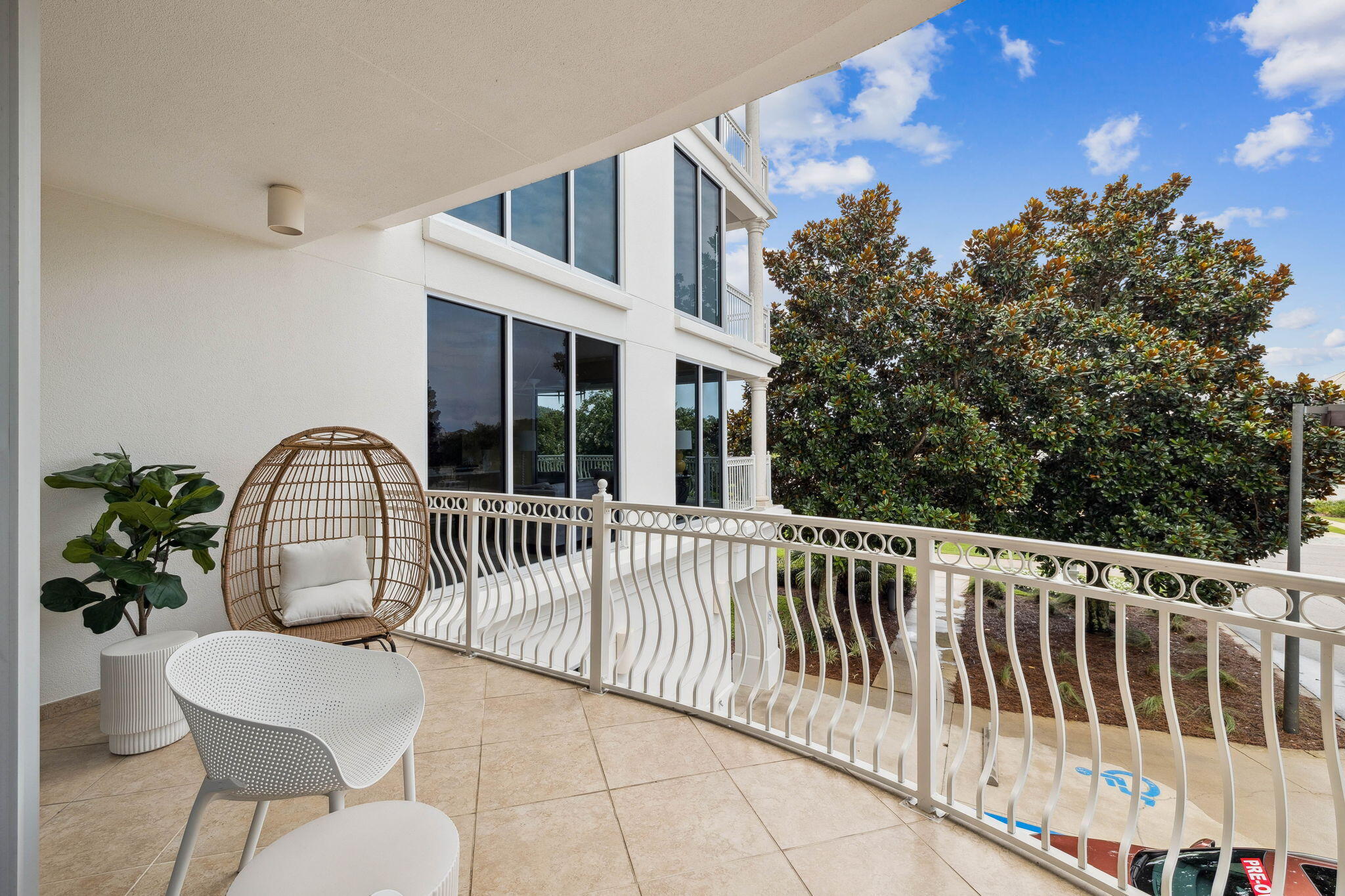 9961 E County Hwy 30A, 207