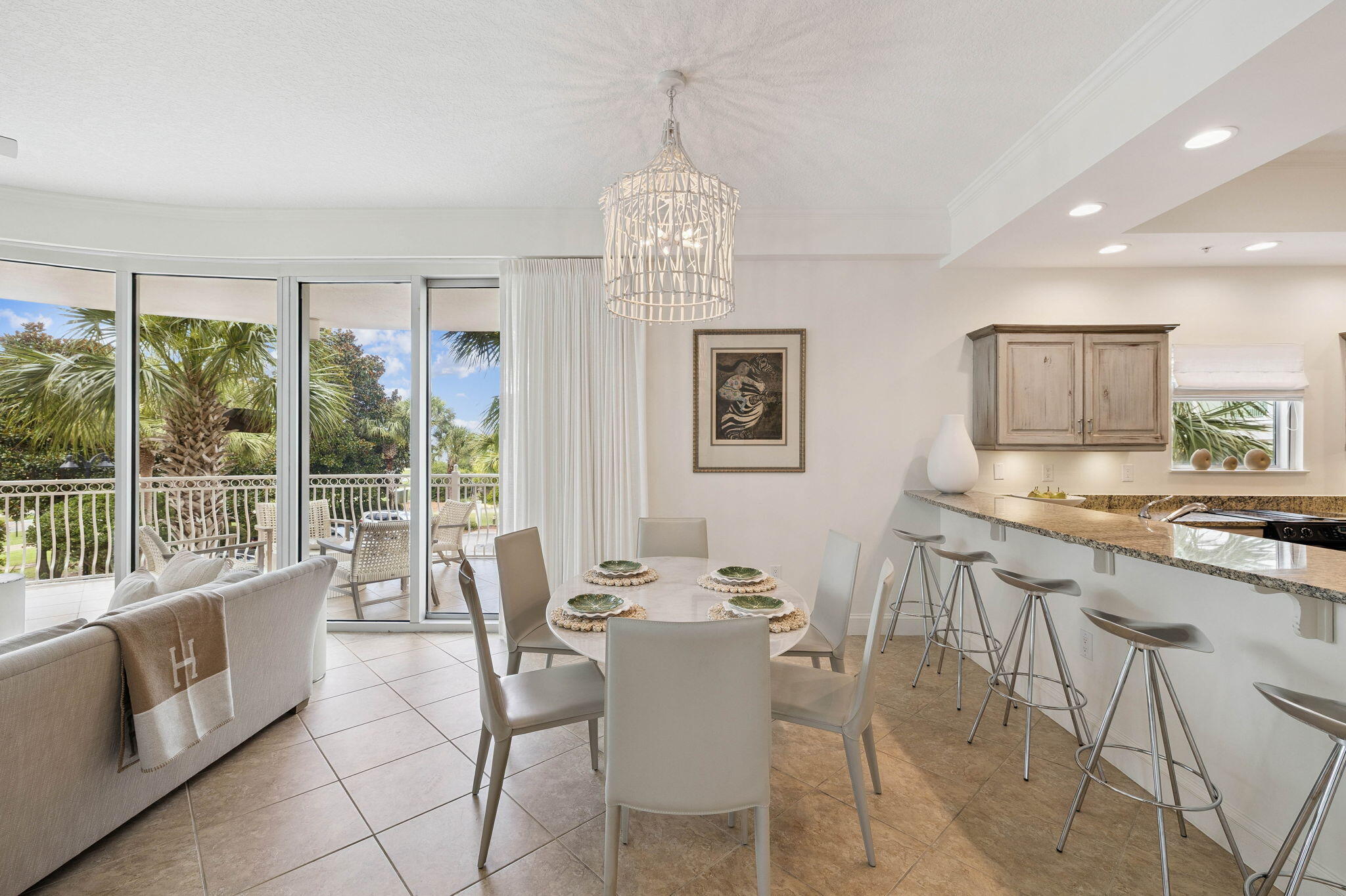 9961 E County Hwy 30A, 207