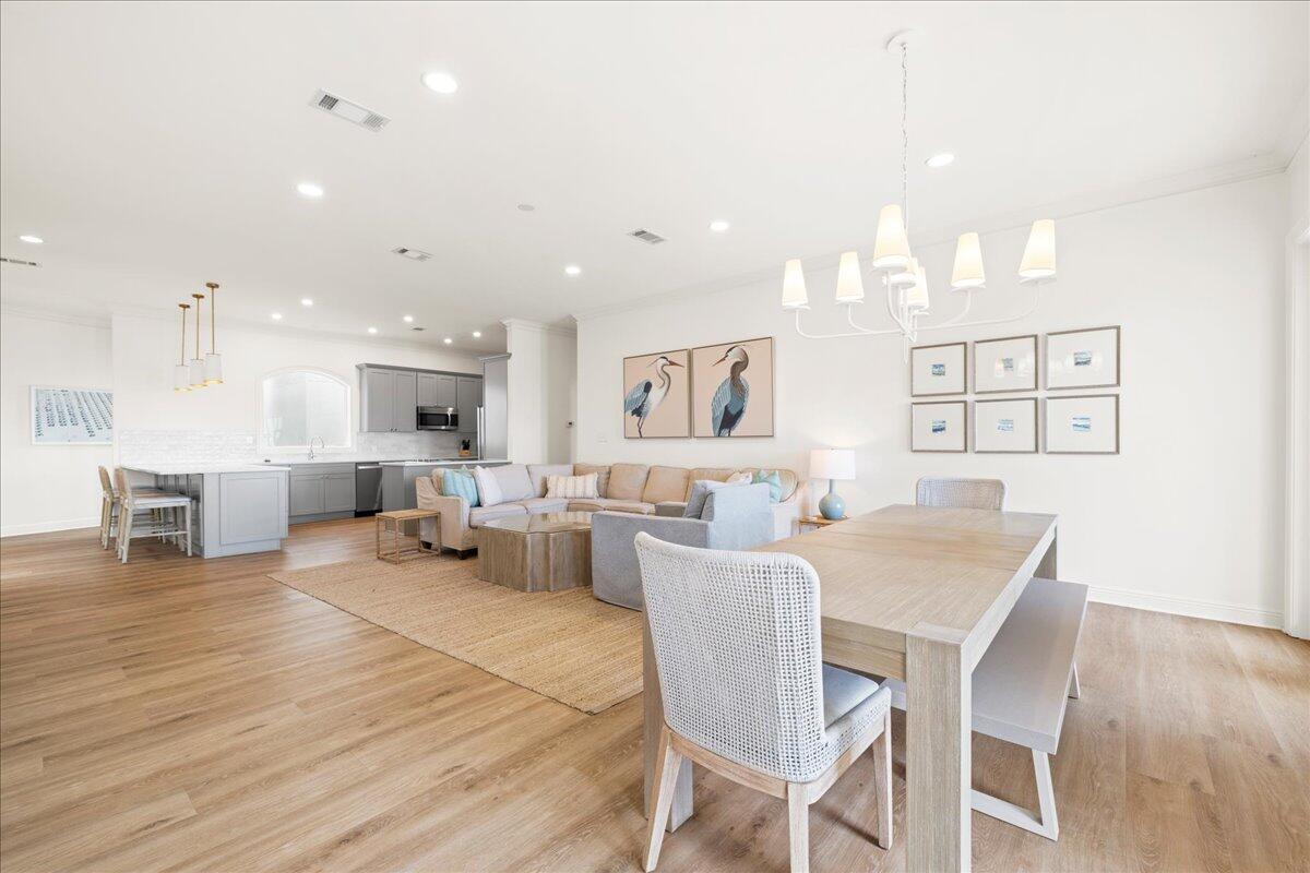 51 S Andalusia Avenue