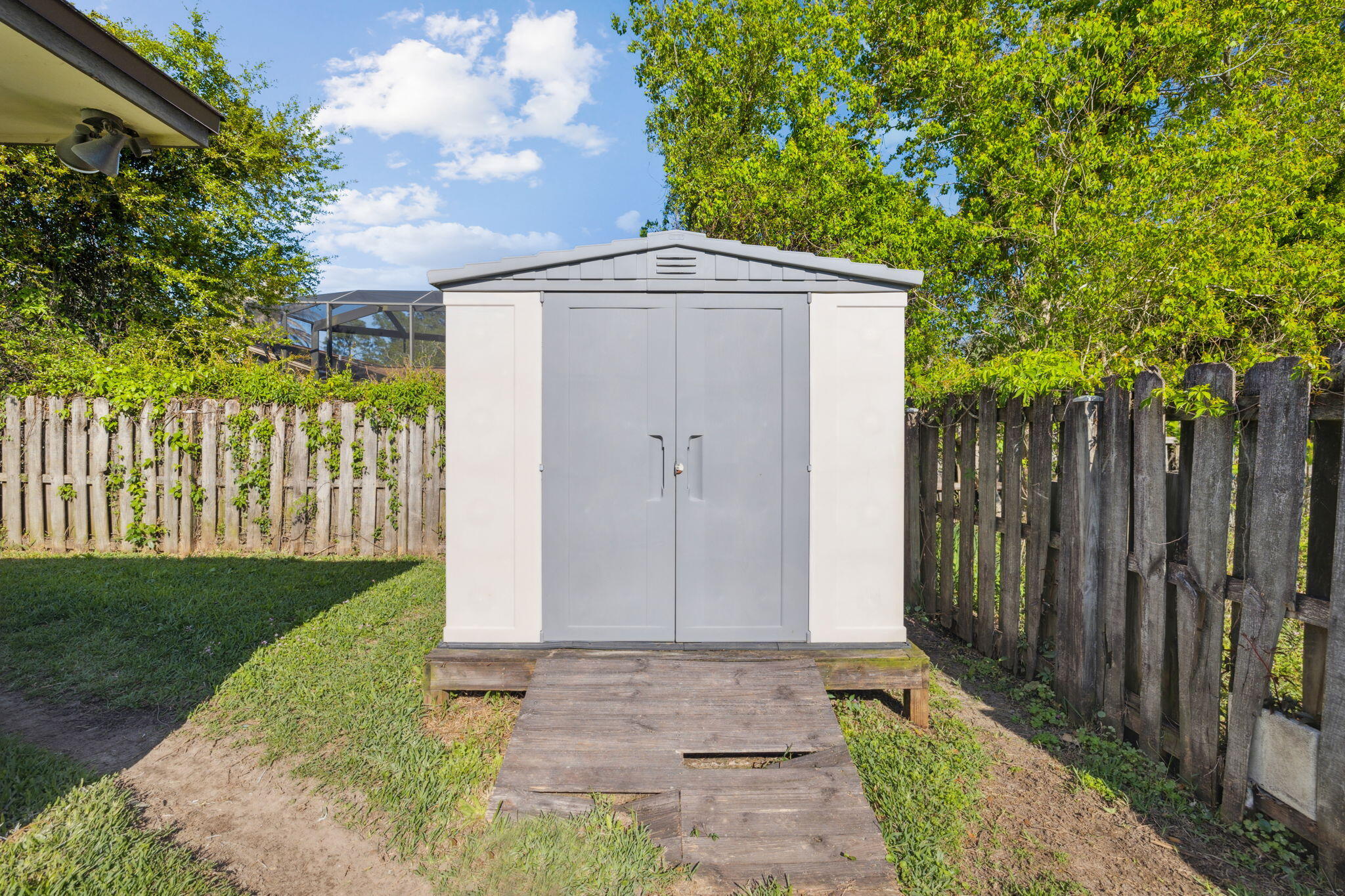 1517 Kruse Drive Drive