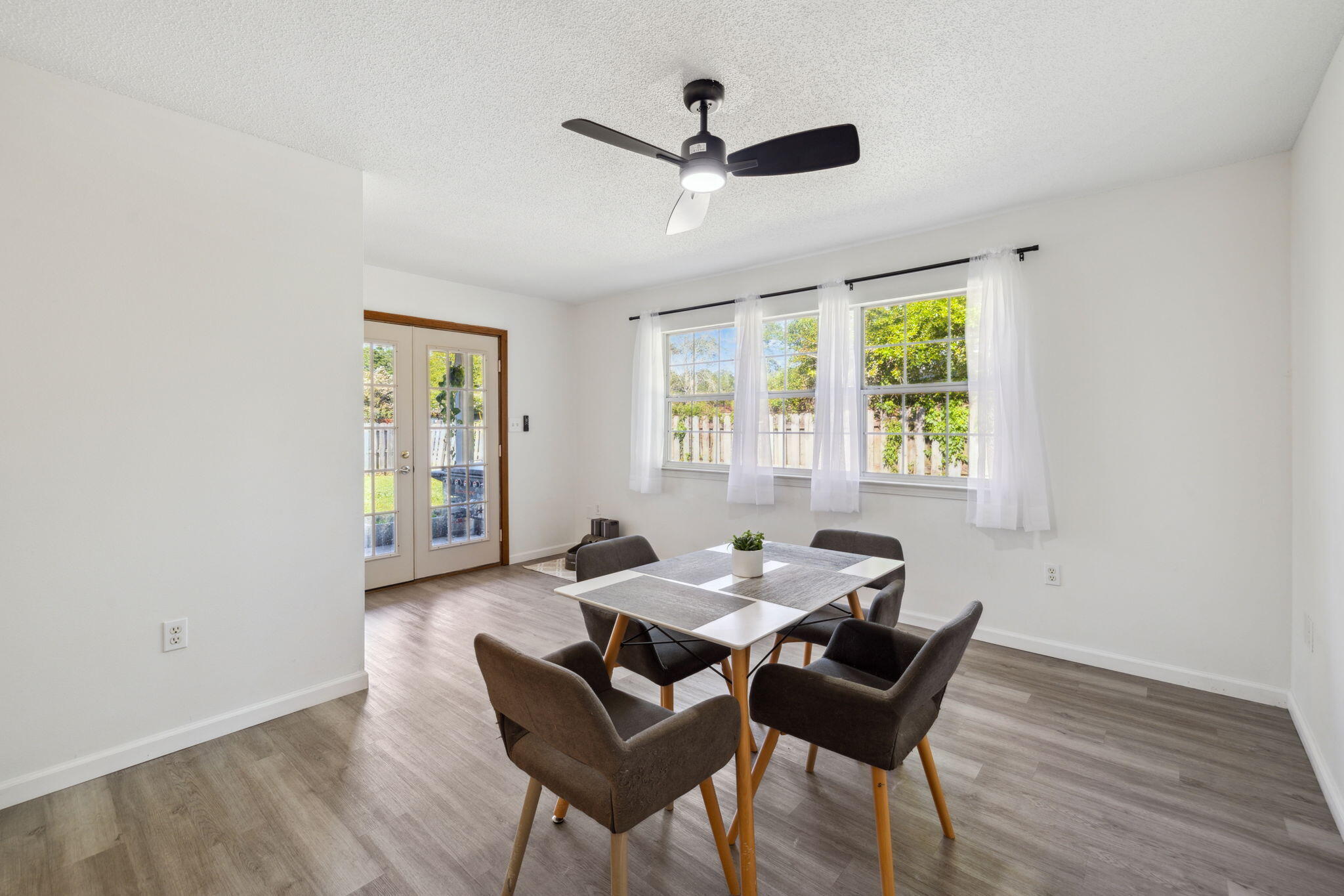 1517 Kruse Drive Drive