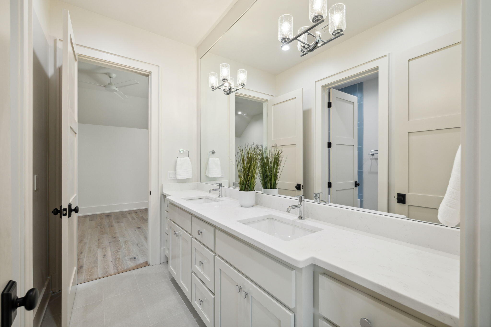 35 E Headwater Trail