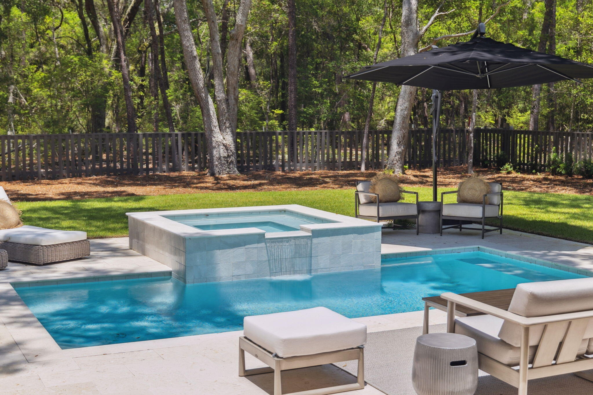 35 E Headwater Trail