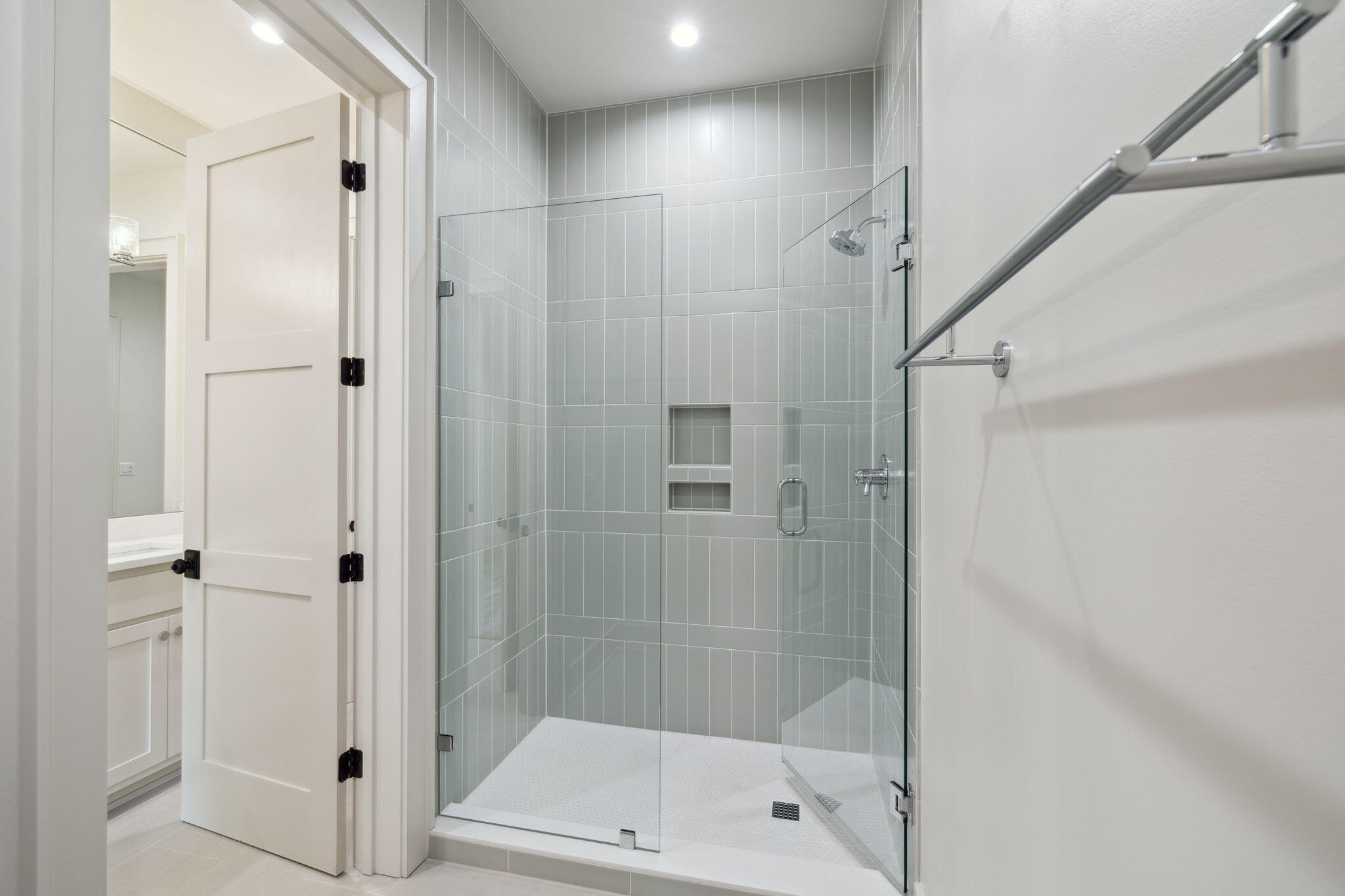 35 E Headwater Trail