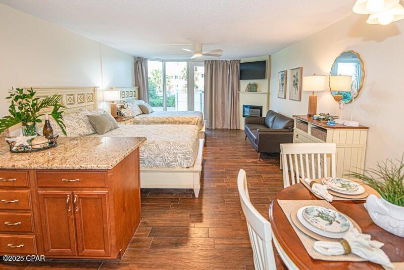 8817 Thomas Drive, A110