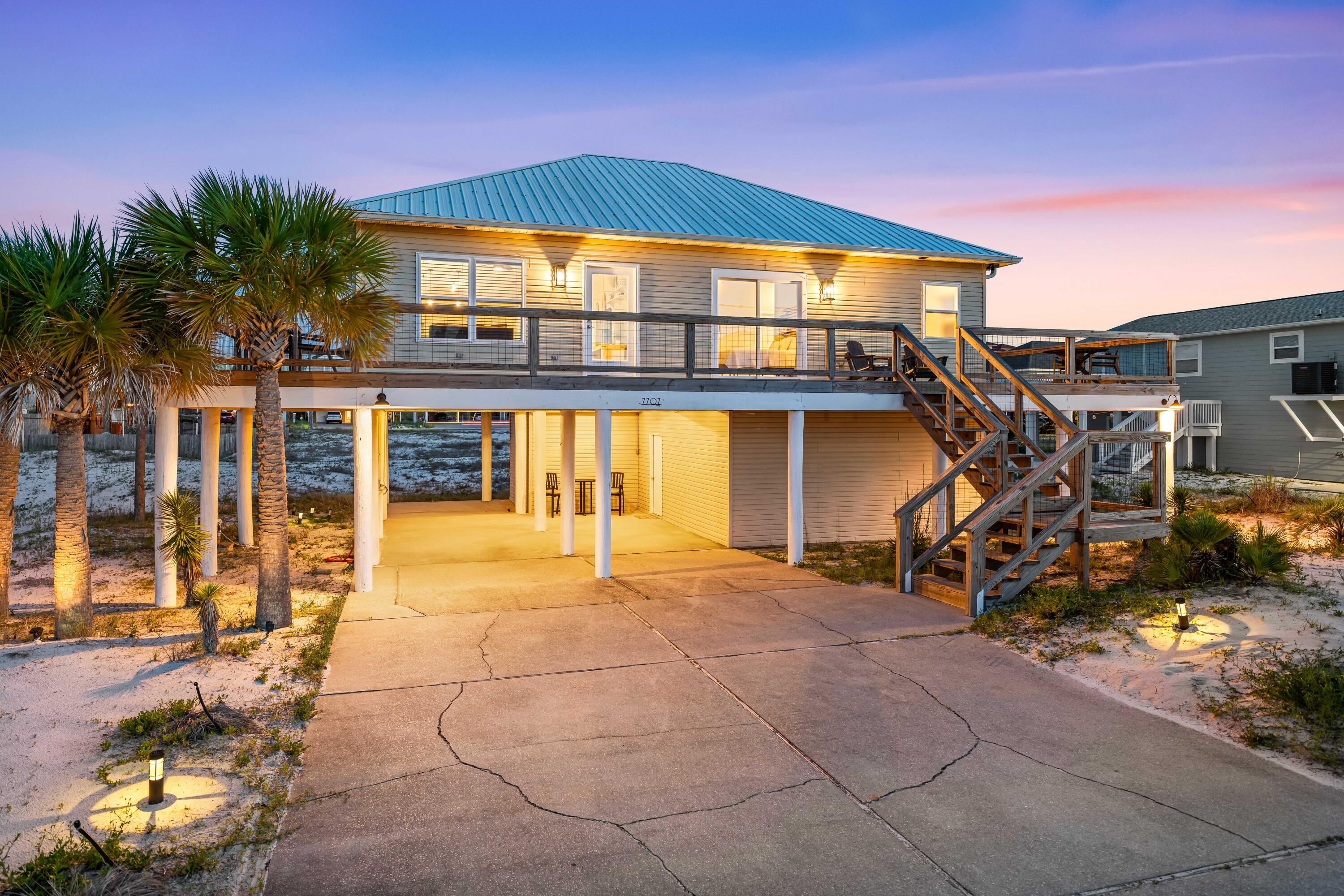 7707 White Sands Boulevard