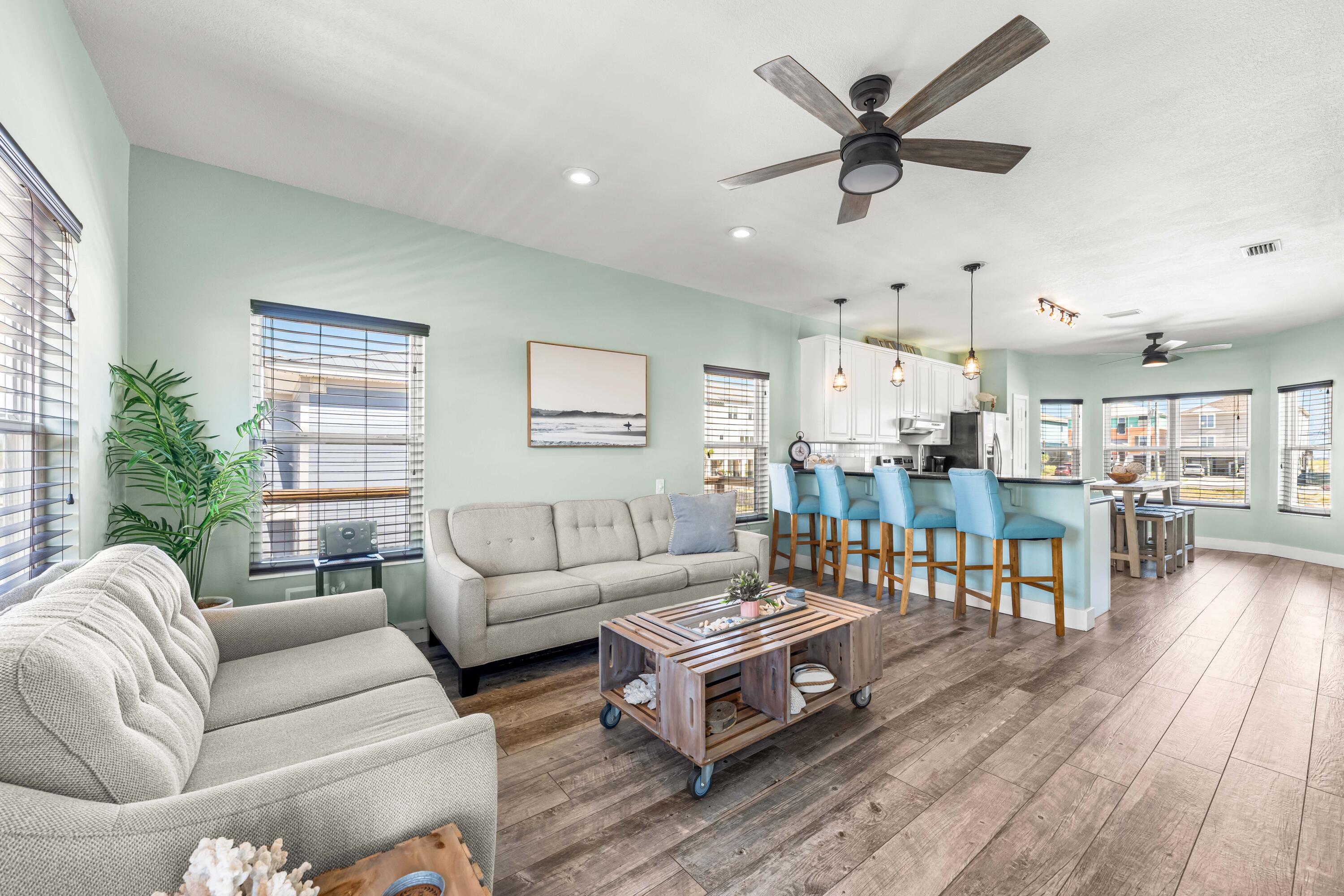 7707 White Sands Boulevard