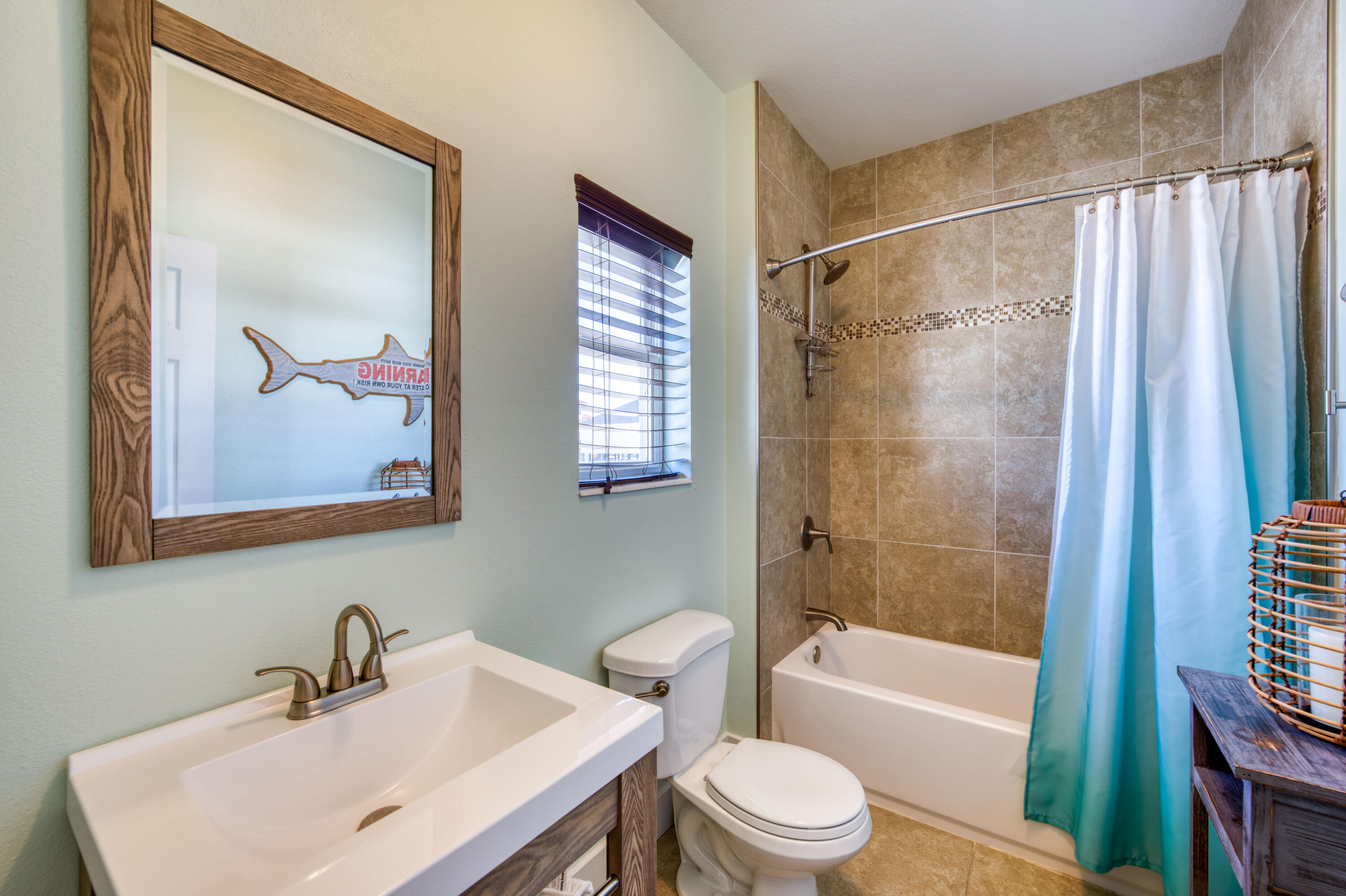 7707 White Sands Boulevard