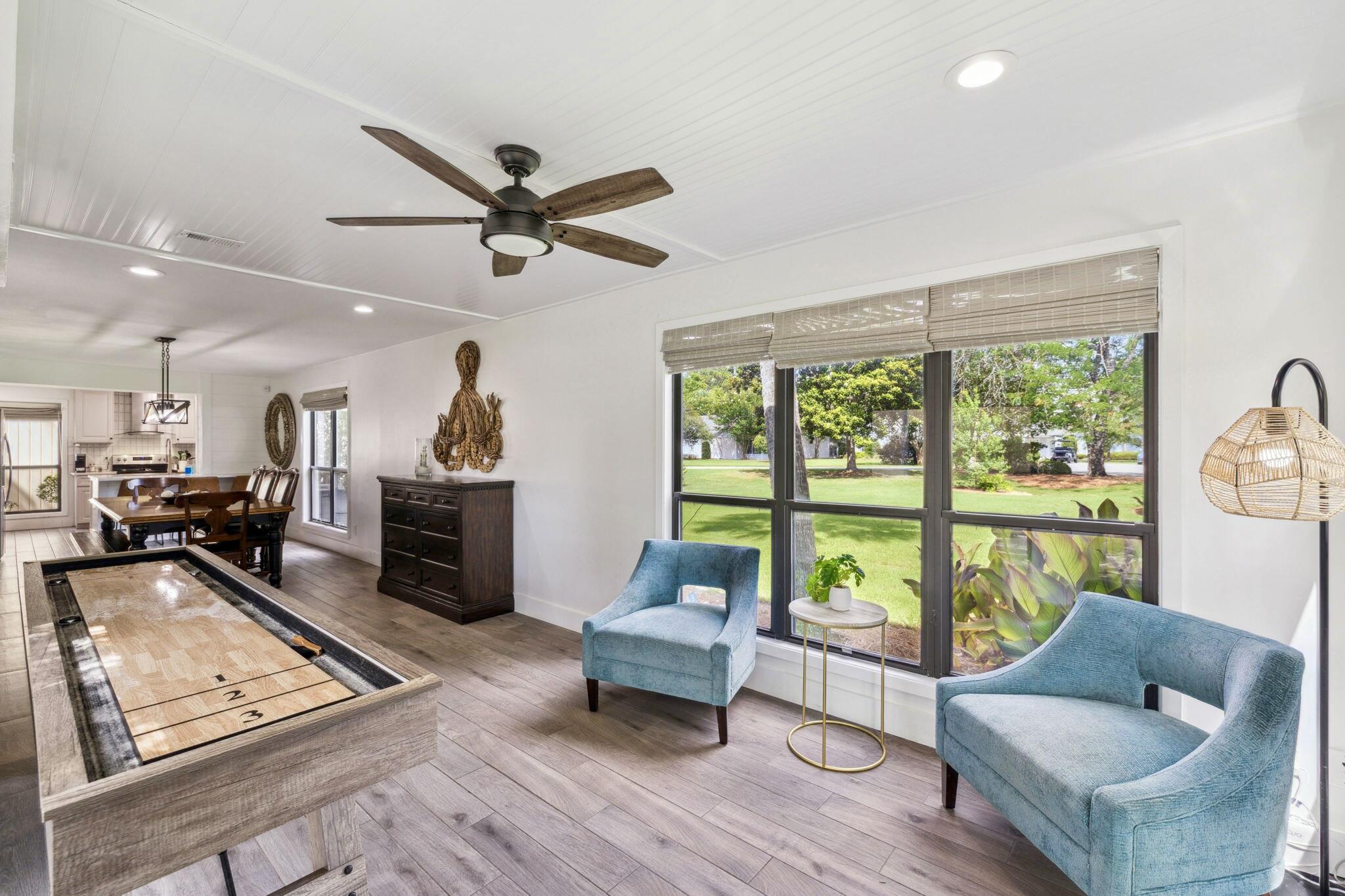 736 Sandpiper Place, 10525
