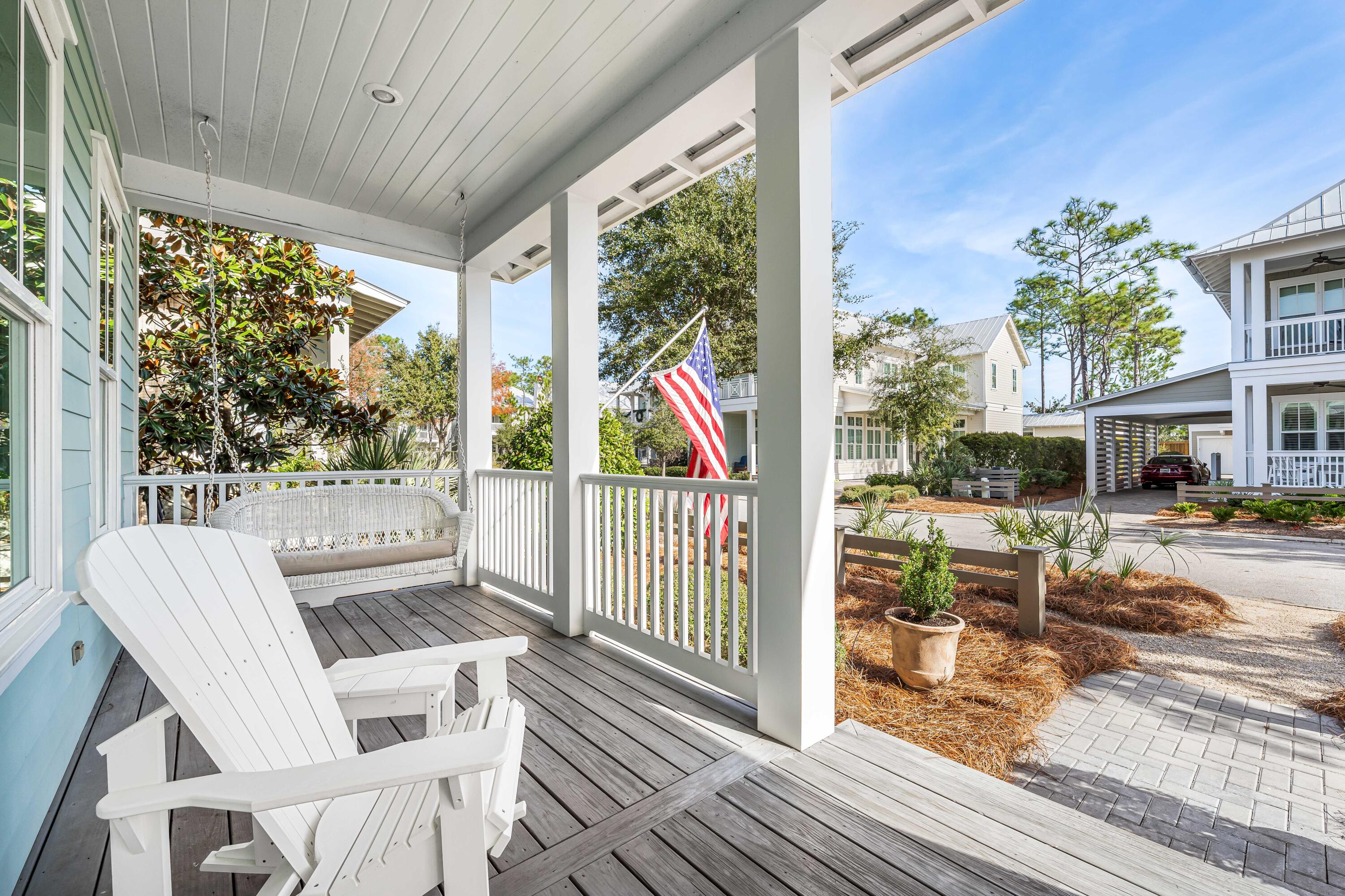 615 E Royal Fern Way