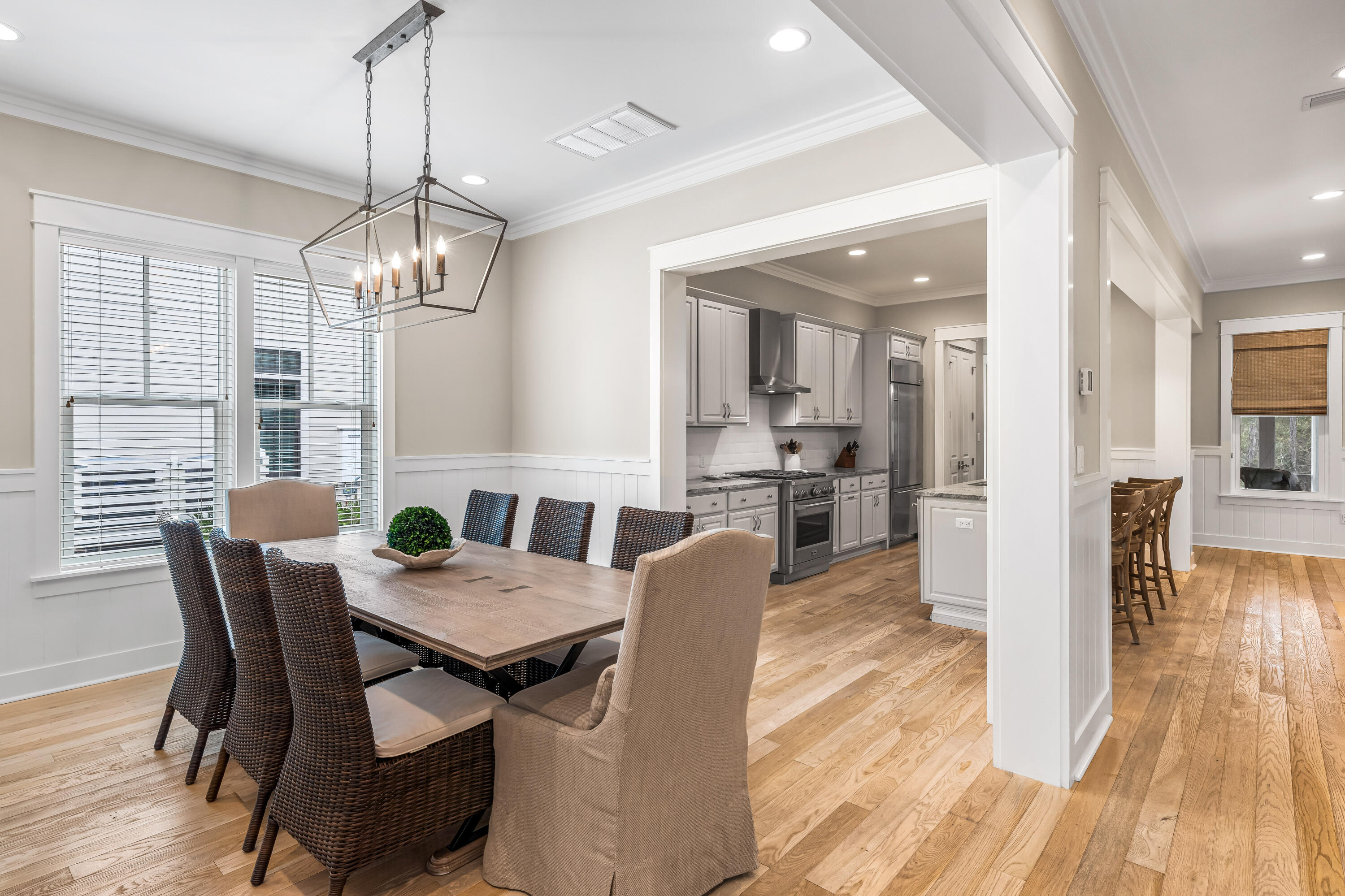 615 E Royal Fern Way