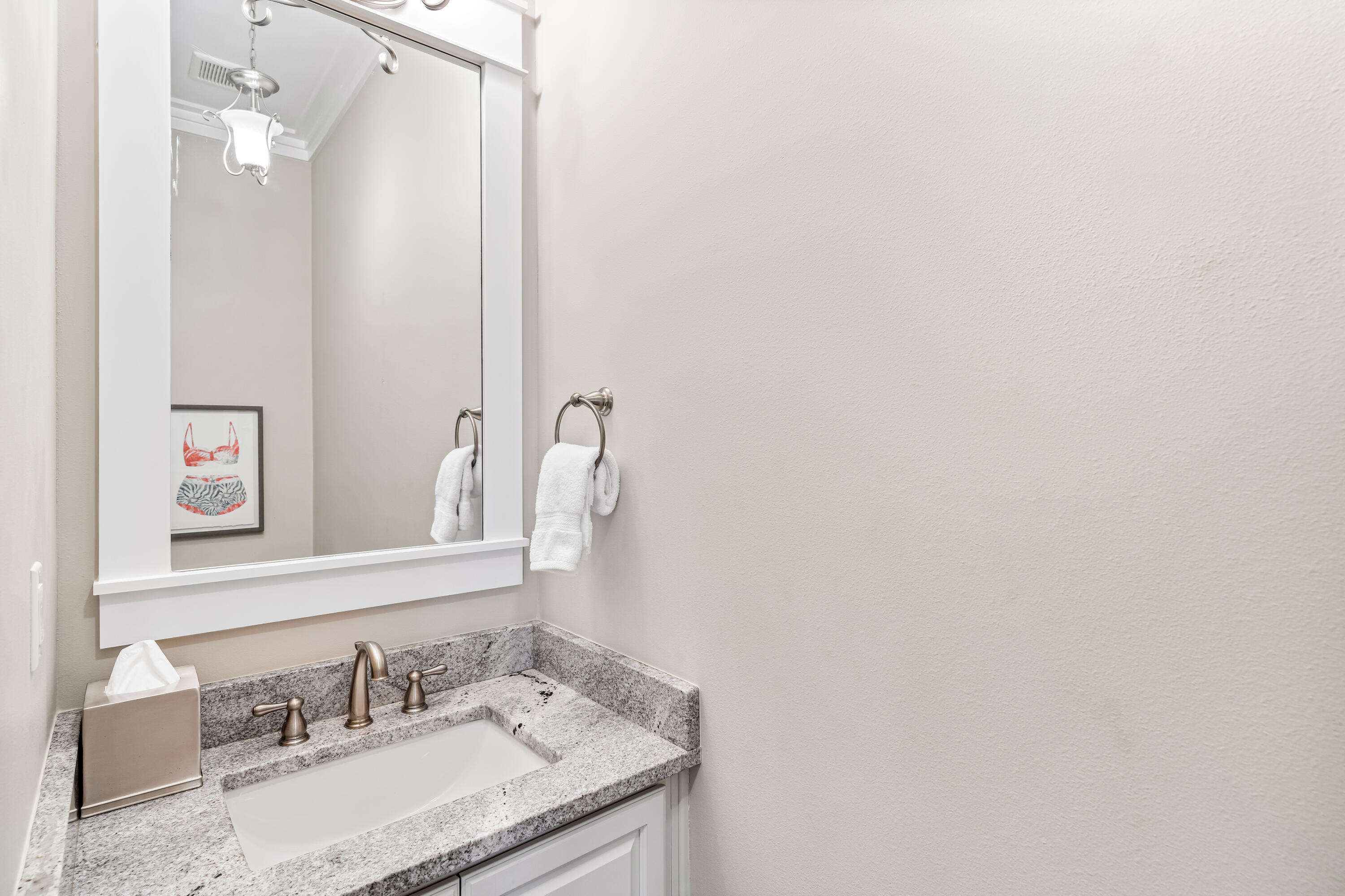 615 E Royal Fern Way