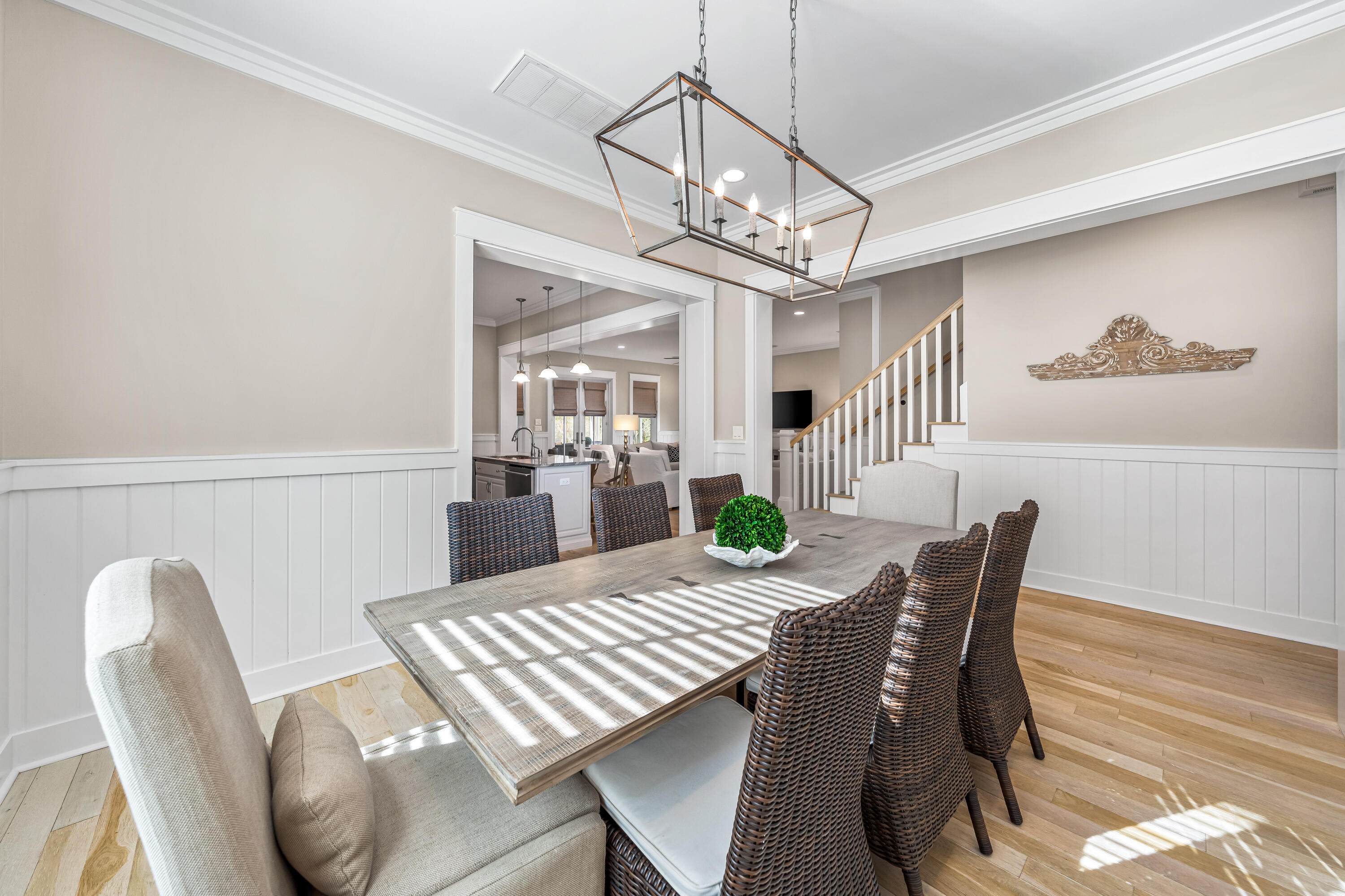 615 E Royal Fern Way