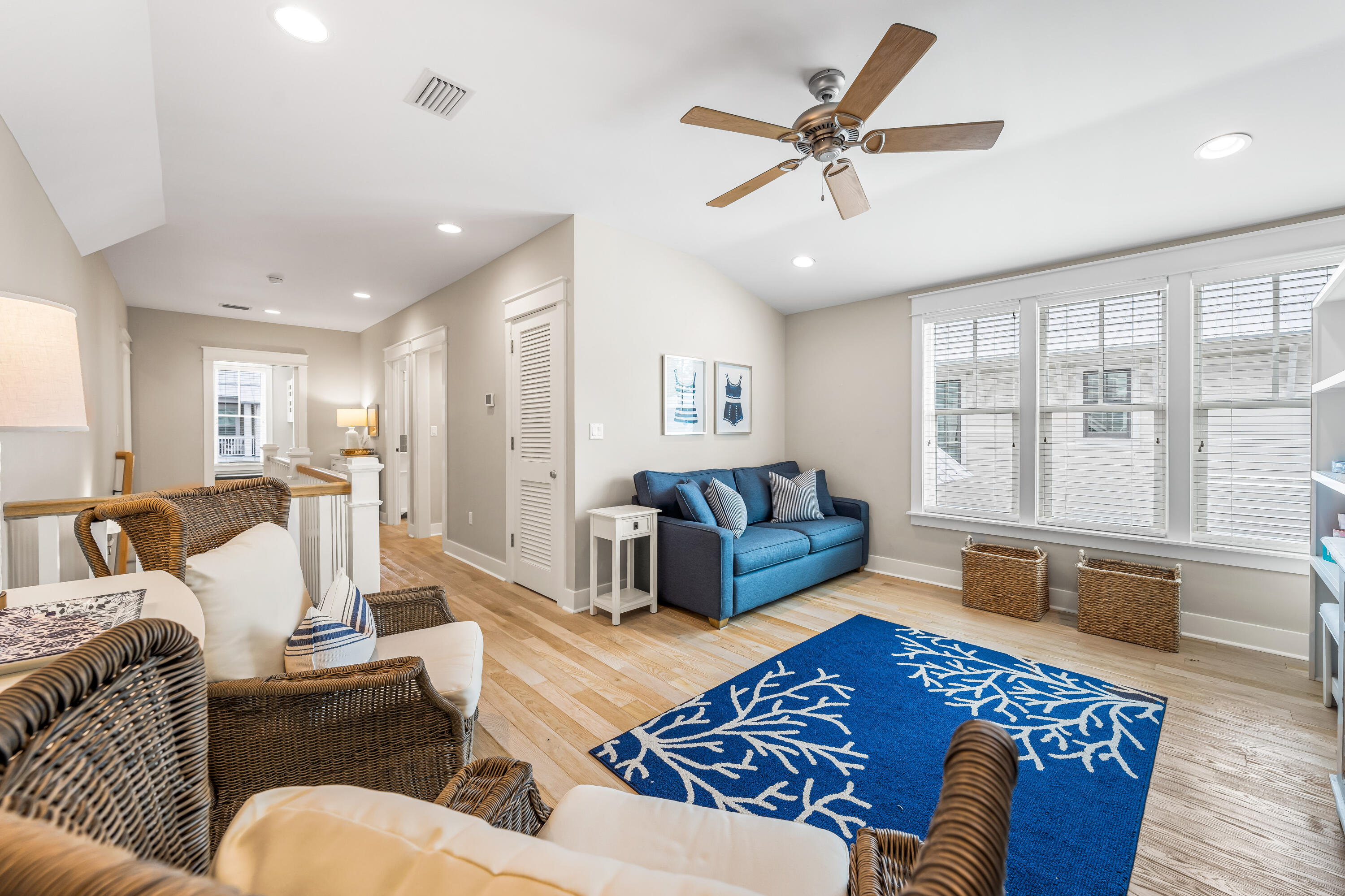 615 E Royal Fern Way