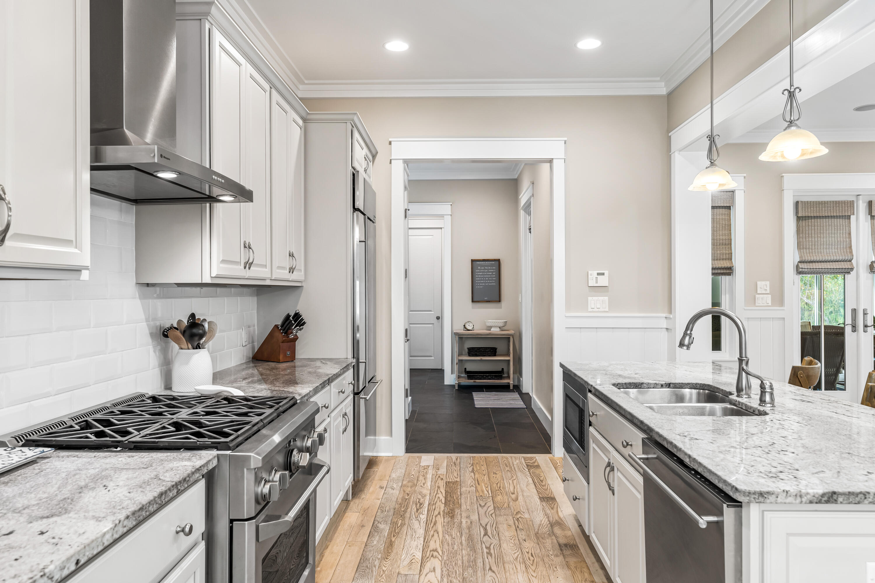 615 E Royal Fern Way