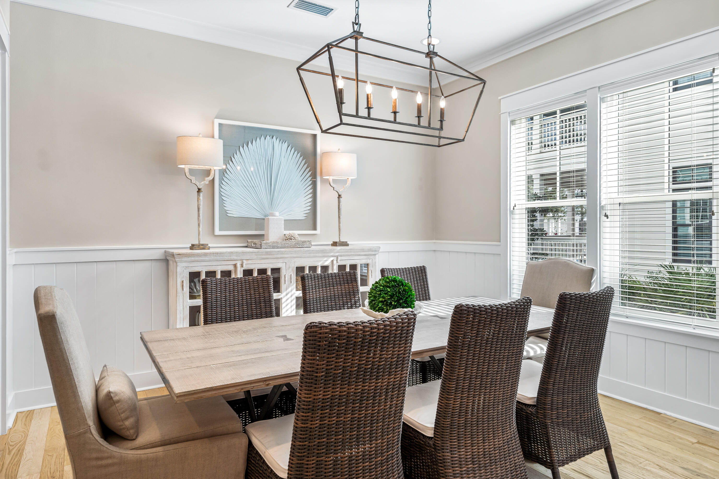 615 E Royal Fern Way