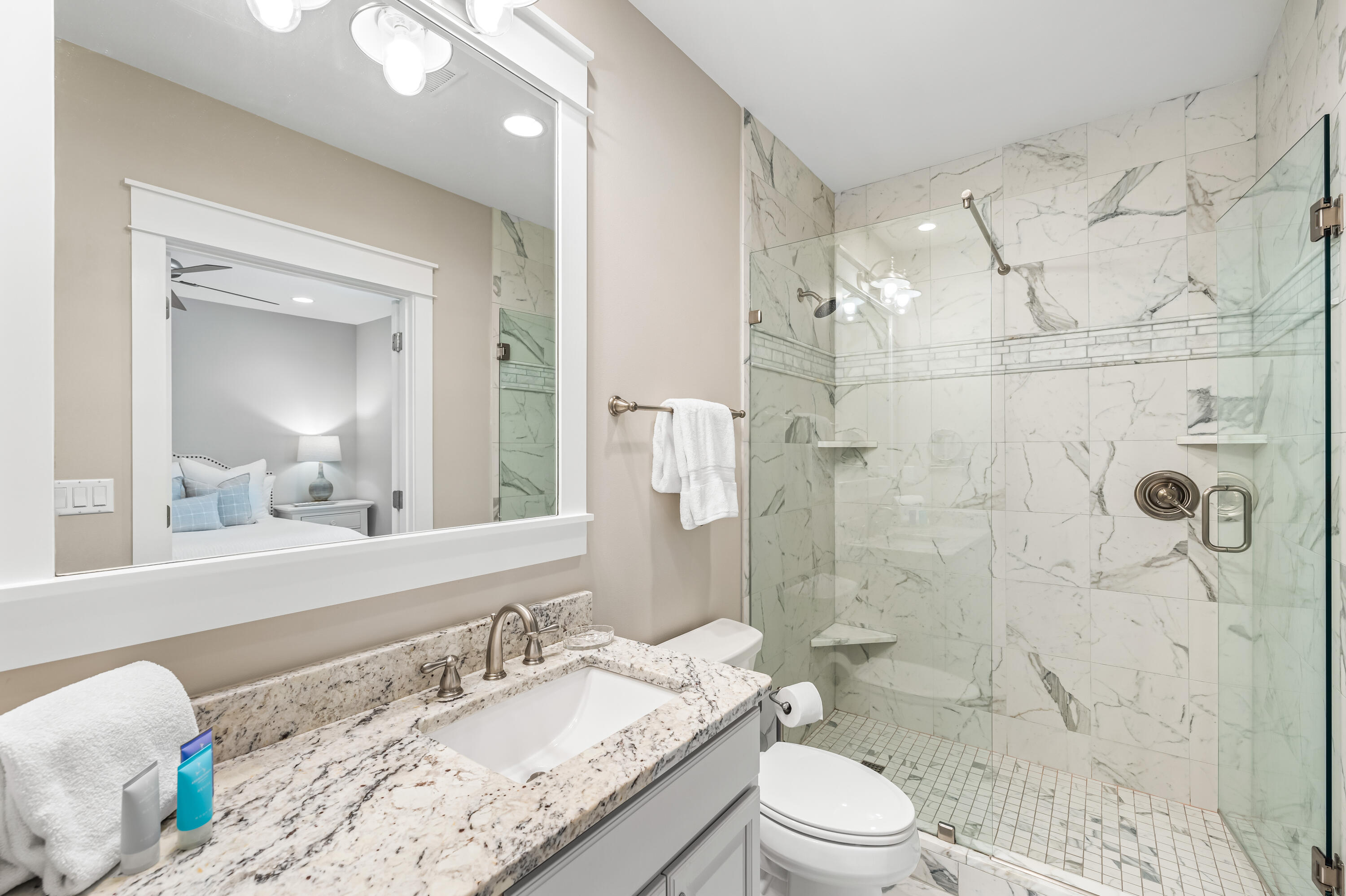 615 E Royal Fern Way