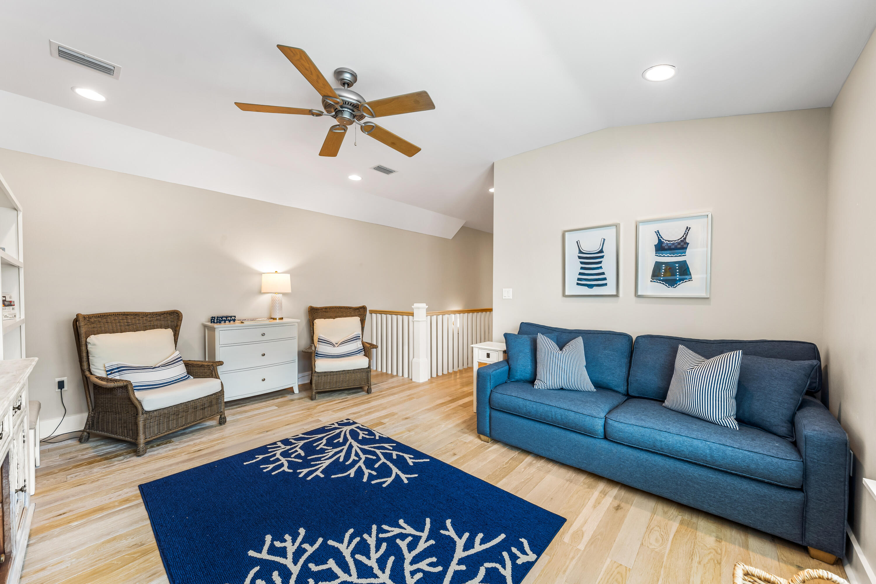 615 E Royal Fern Way