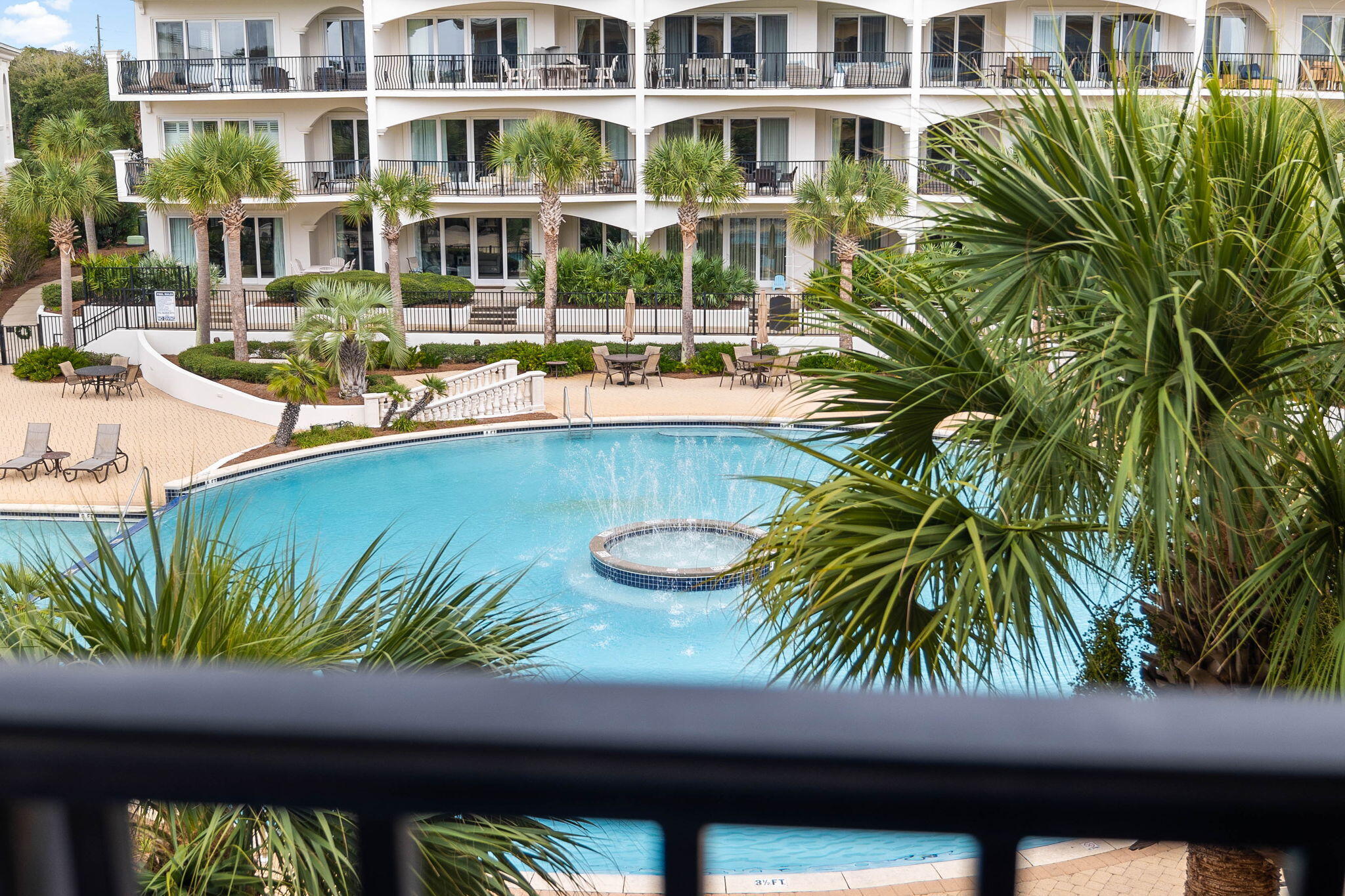 2421 W County Highway 30A, UNIT G303