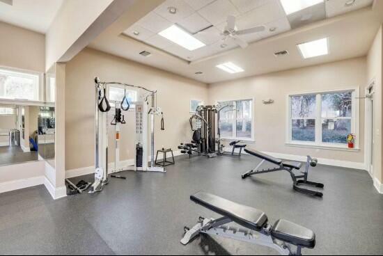 2421 W County Highway 30A, UNIT G303