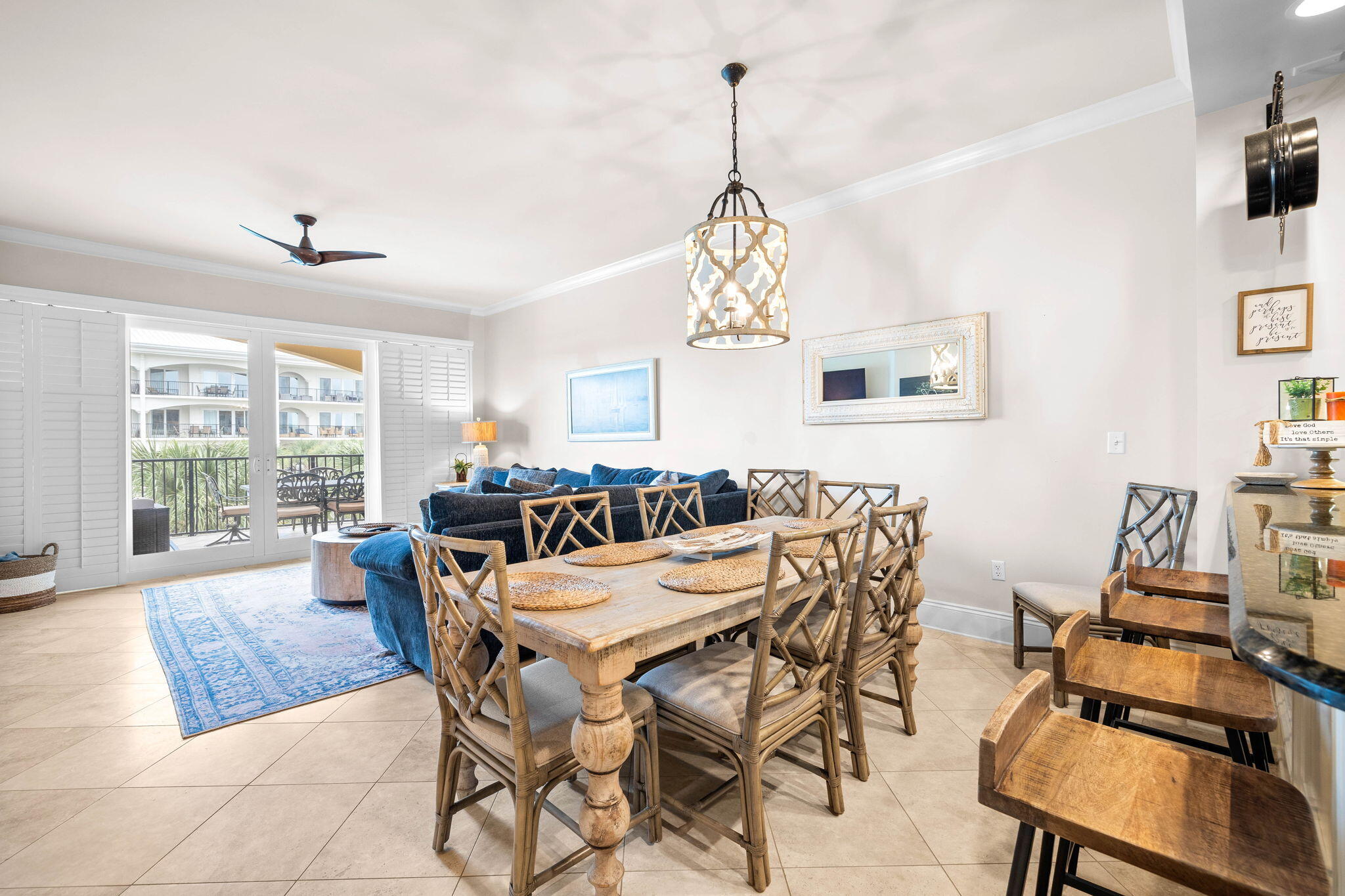 2421 W County Highway 30A, UNIT G303