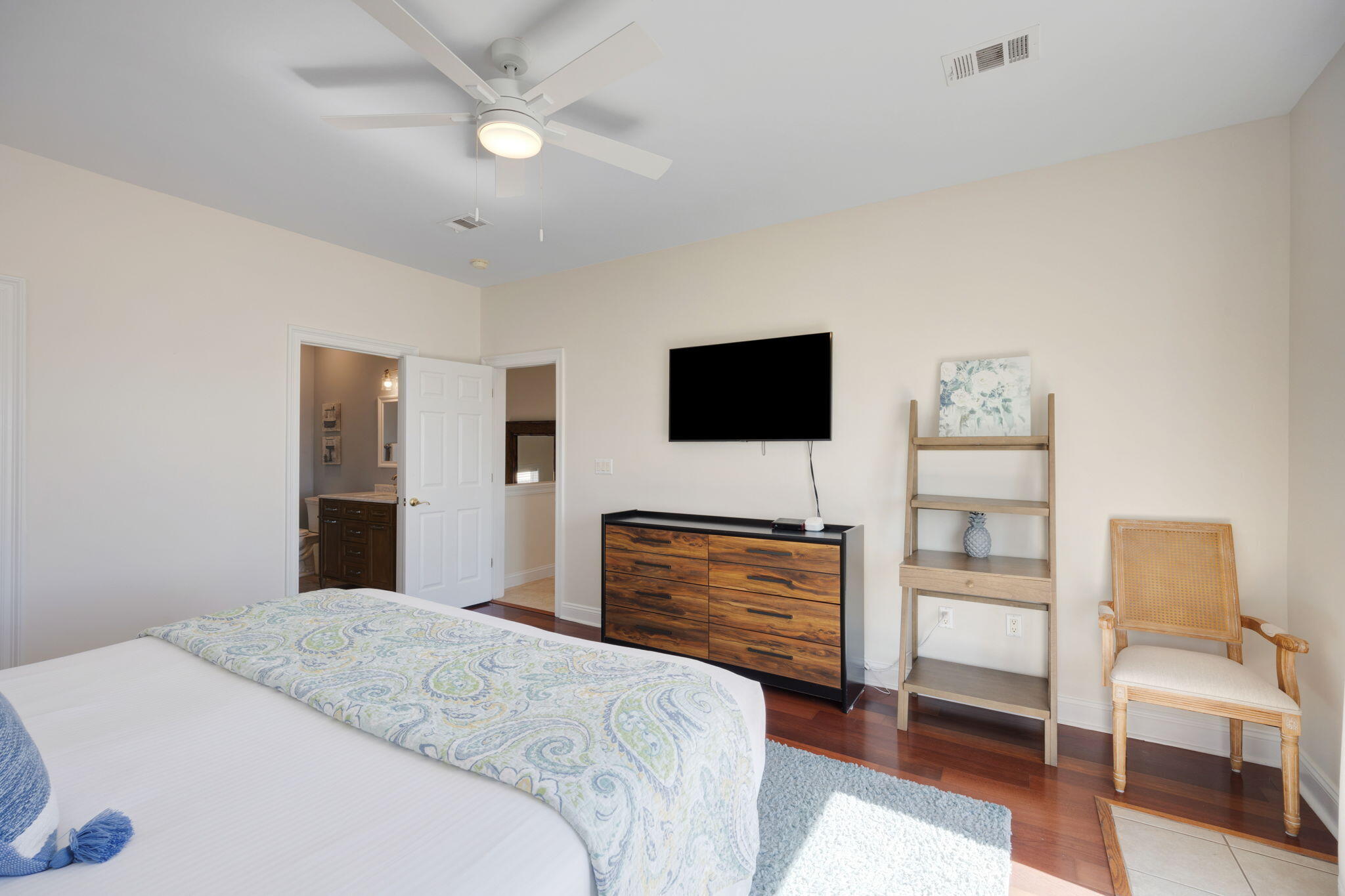 44 S Grande Beach Drive