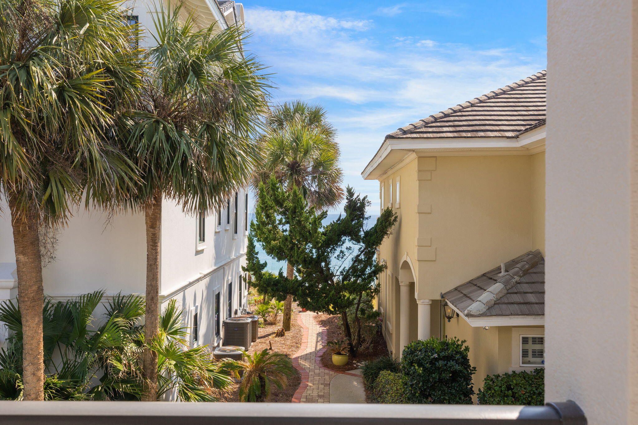 44 S Grande Beach Drive