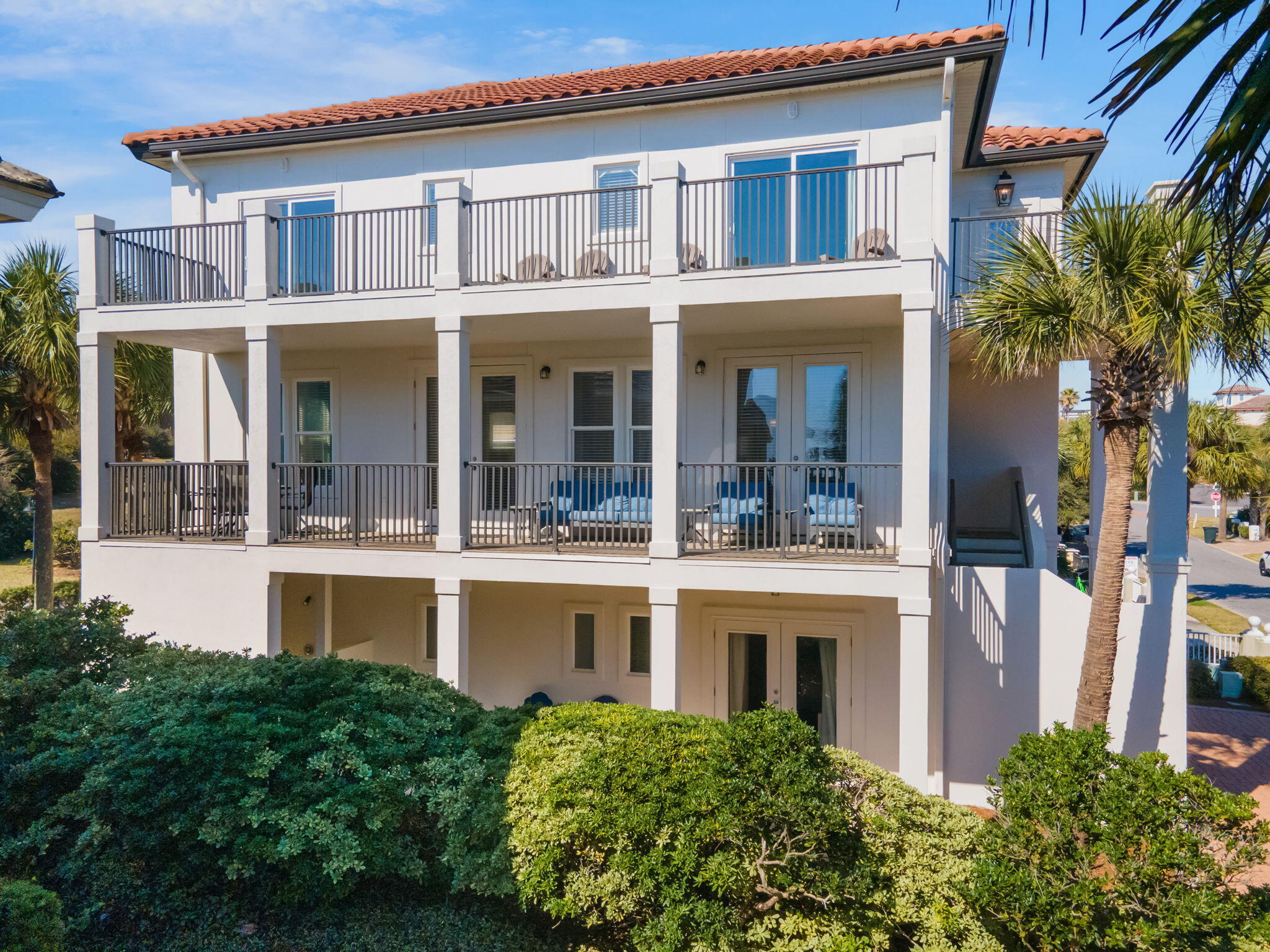 44 S Grande Beach Drive