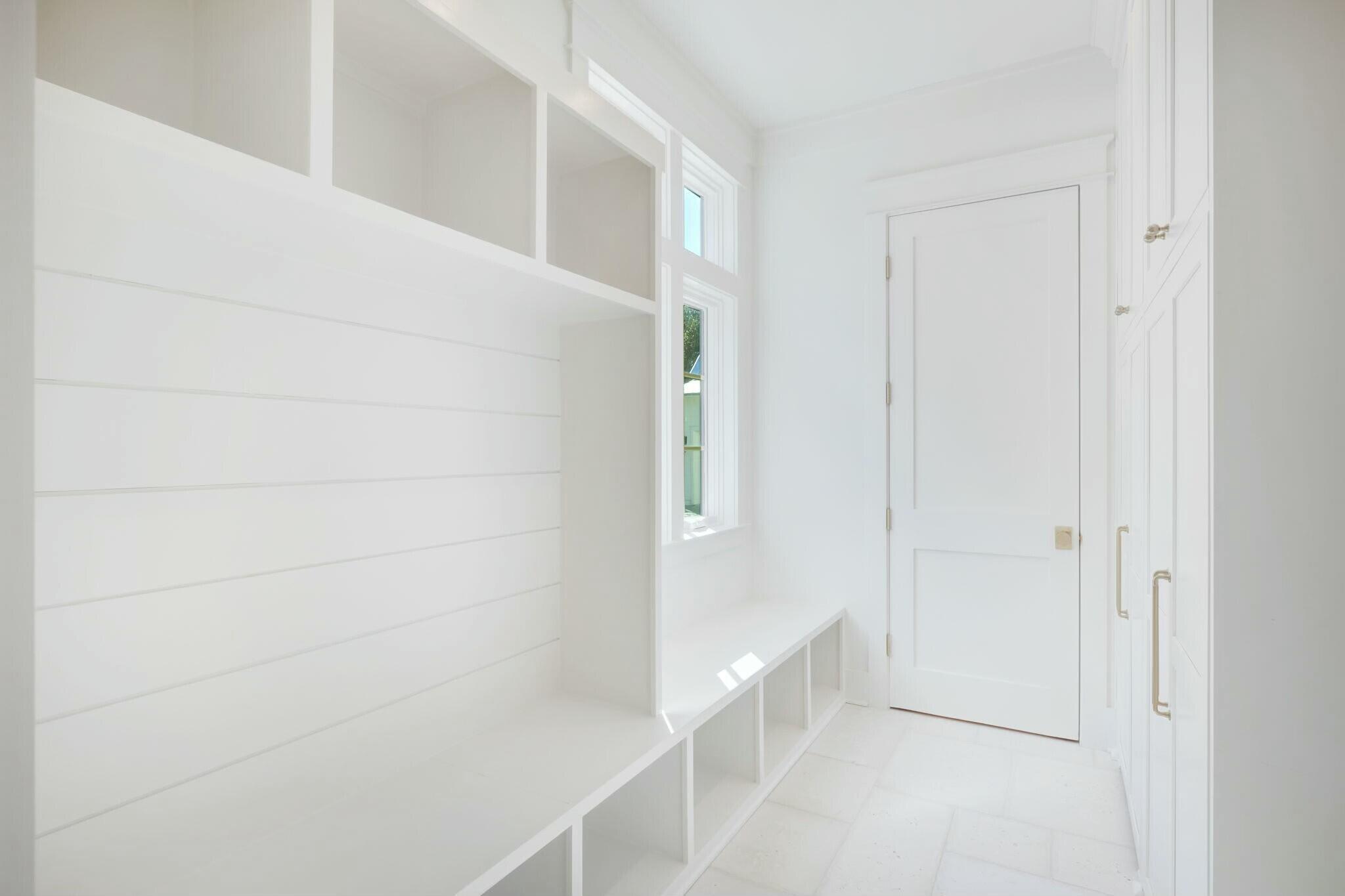 40 Whispering Wind Way