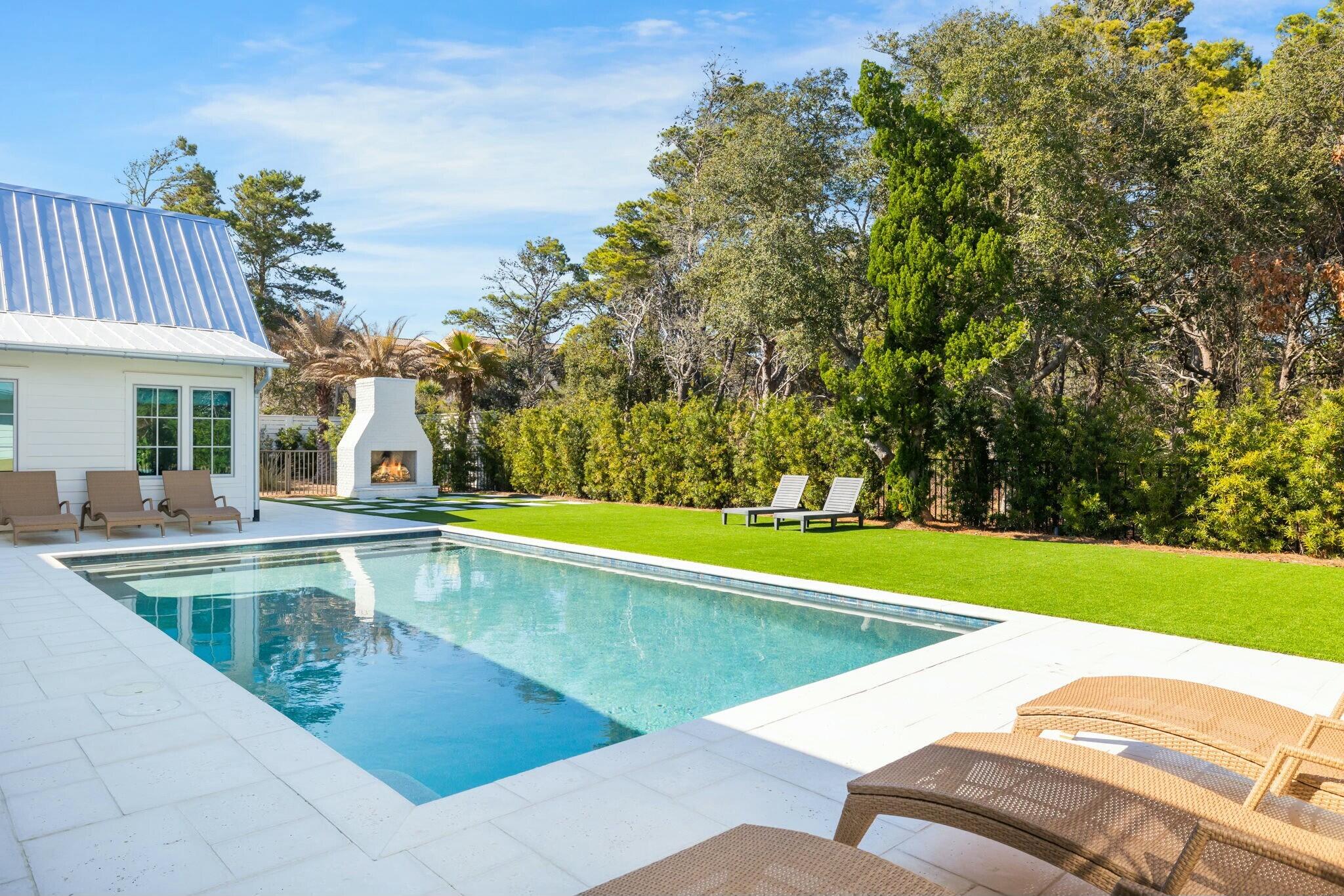 40 Whispering Wind Way