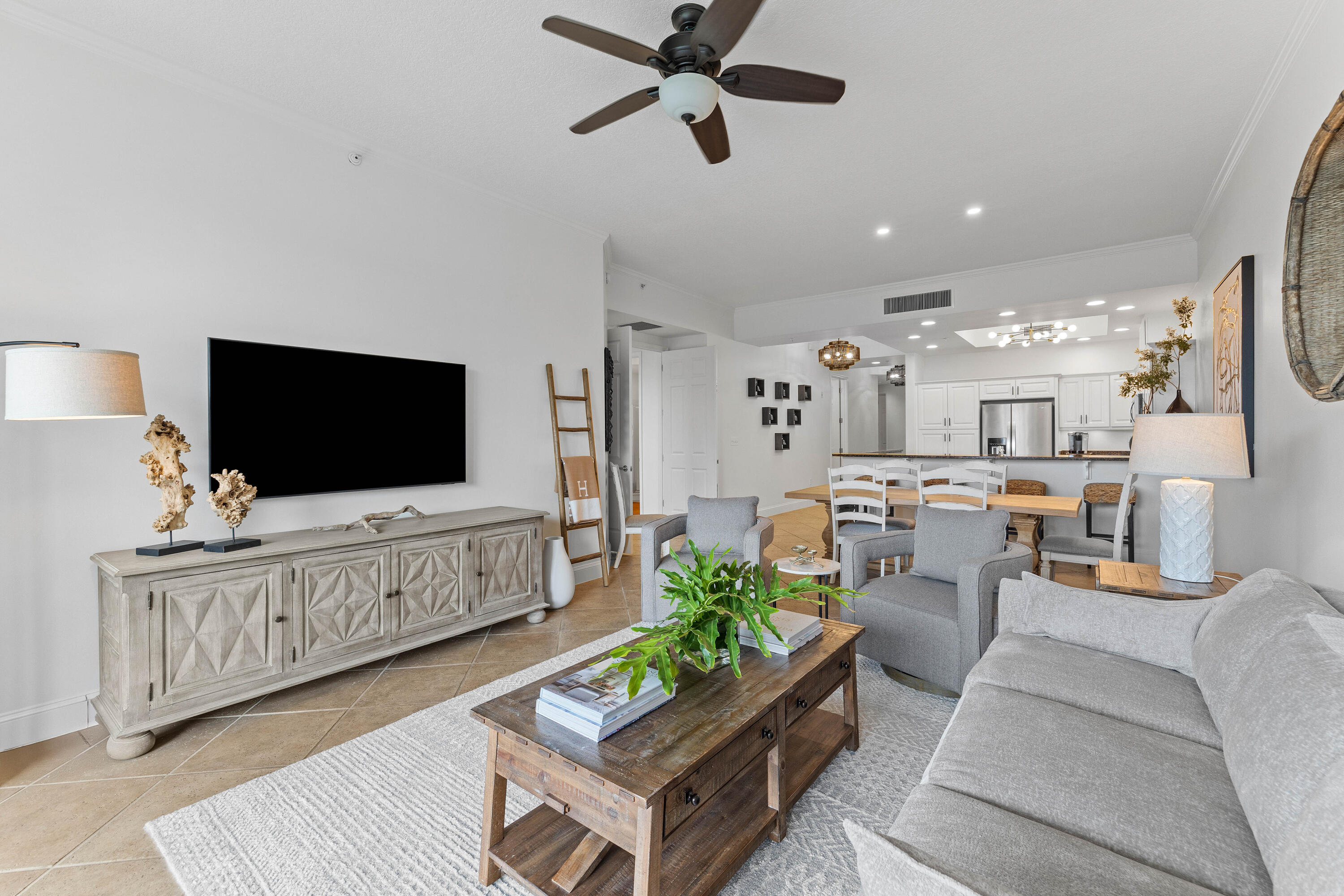 9961 E Co Highway 30A 205, 205