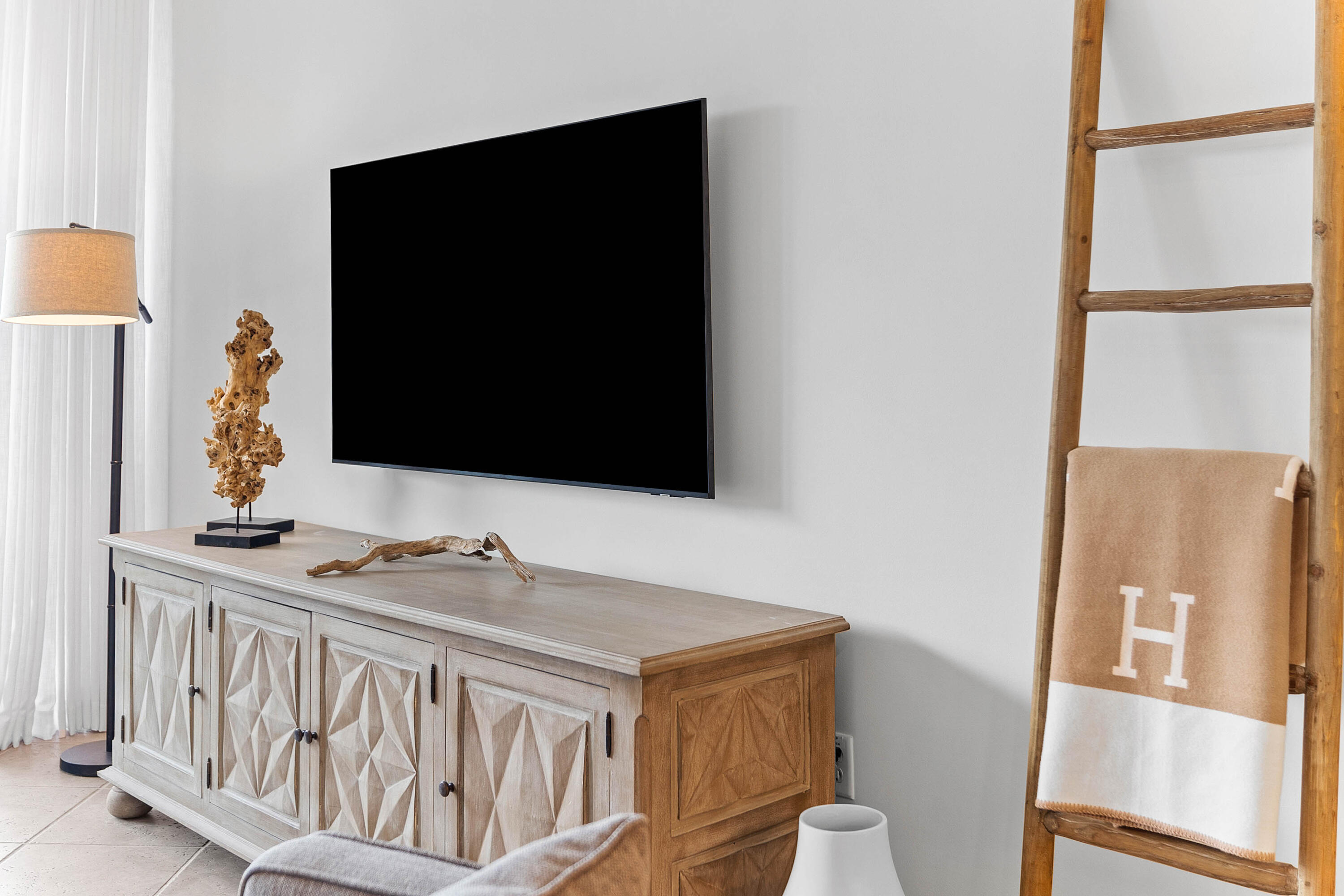 9961 E Co Highway 30A 205, 205