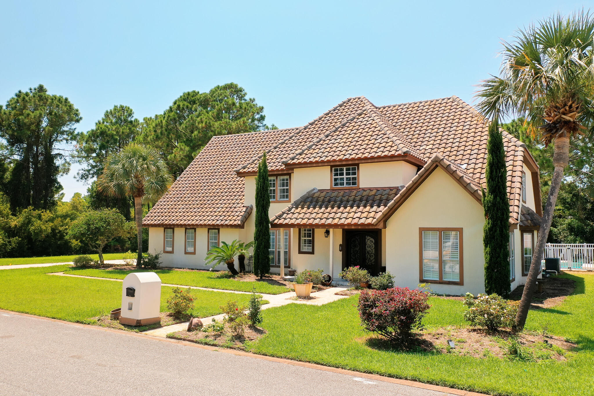 877 Emerald Bay Drive