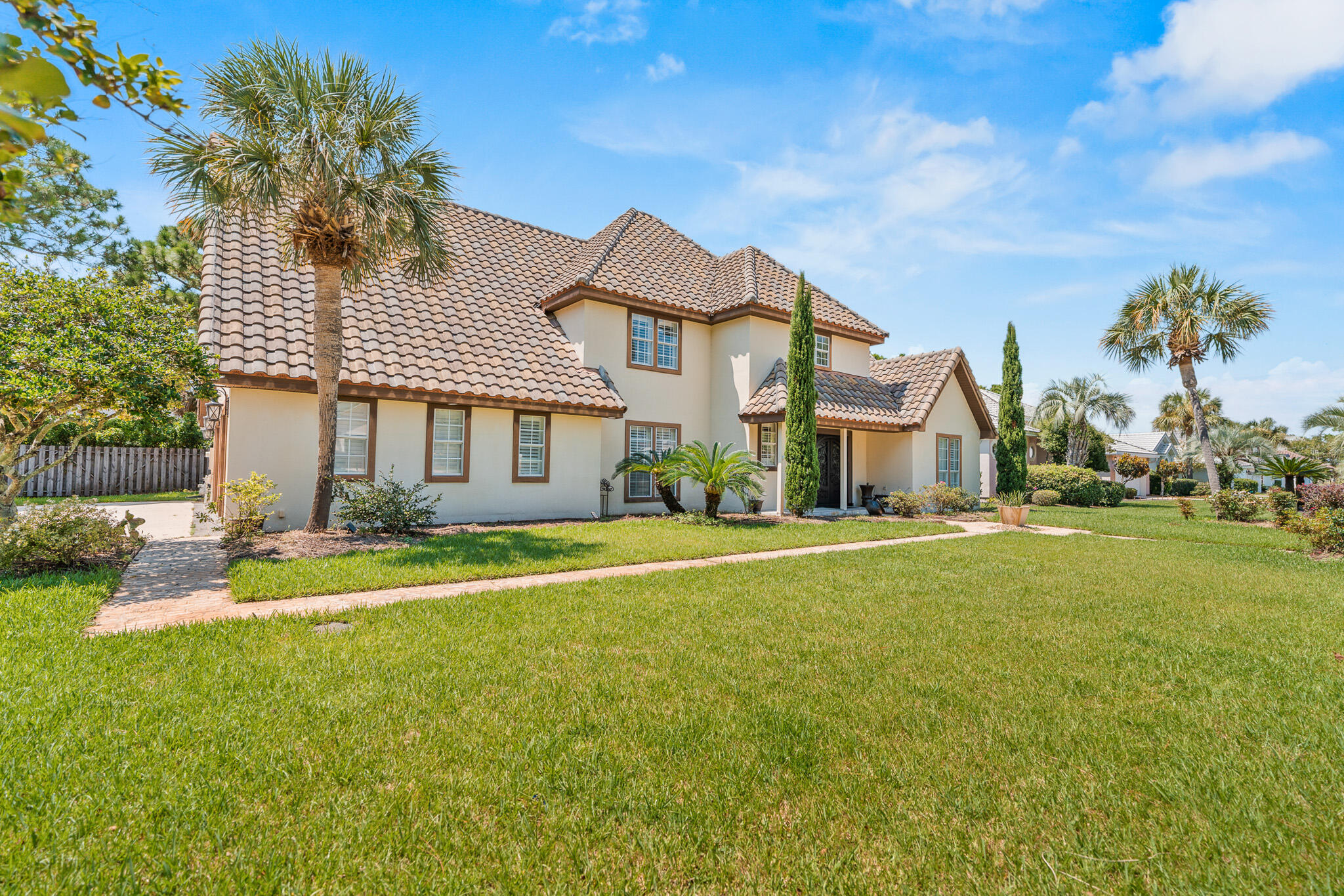 877 Emerald Bay Drive