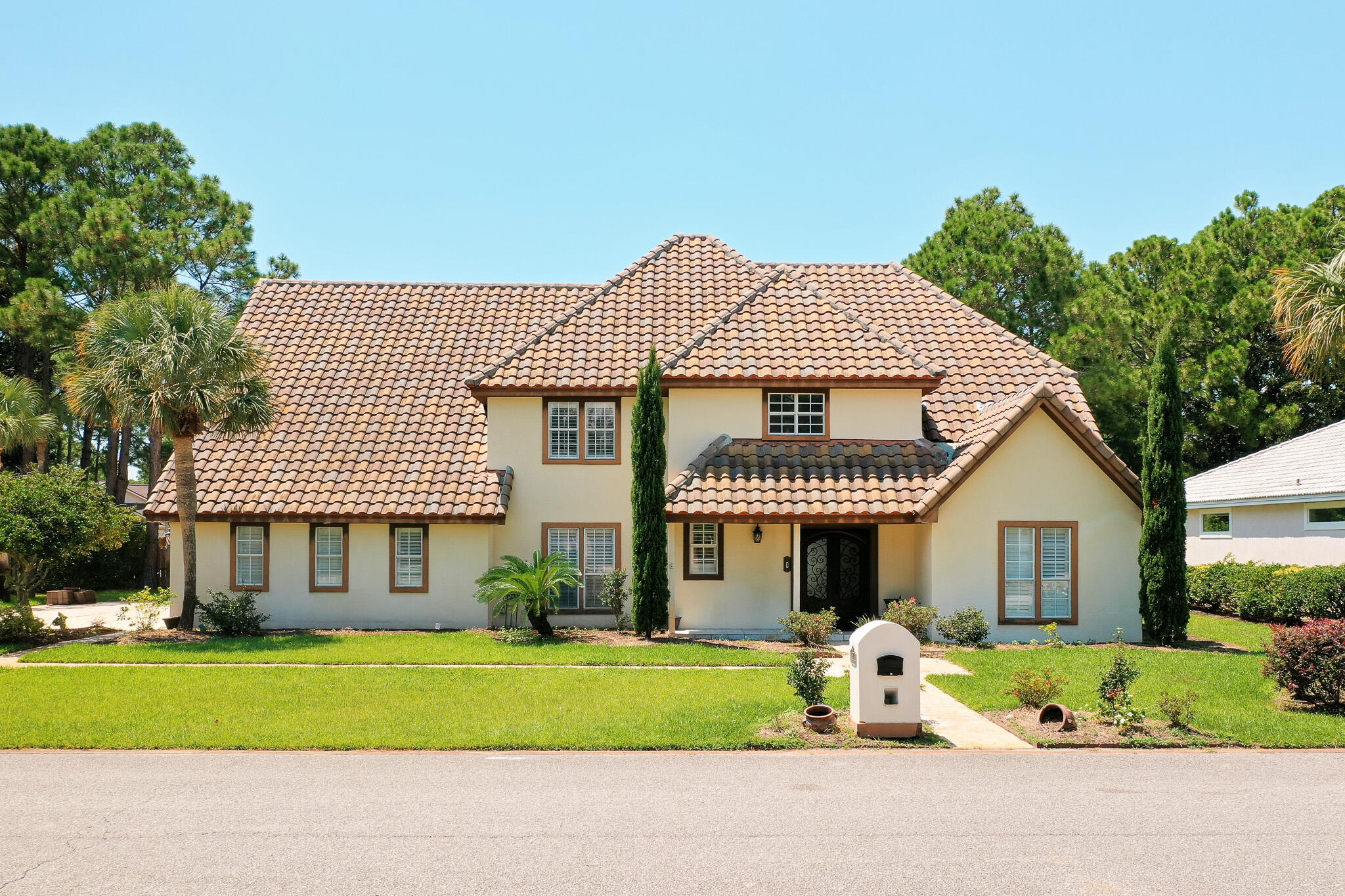 877 Emerald Bay Drive