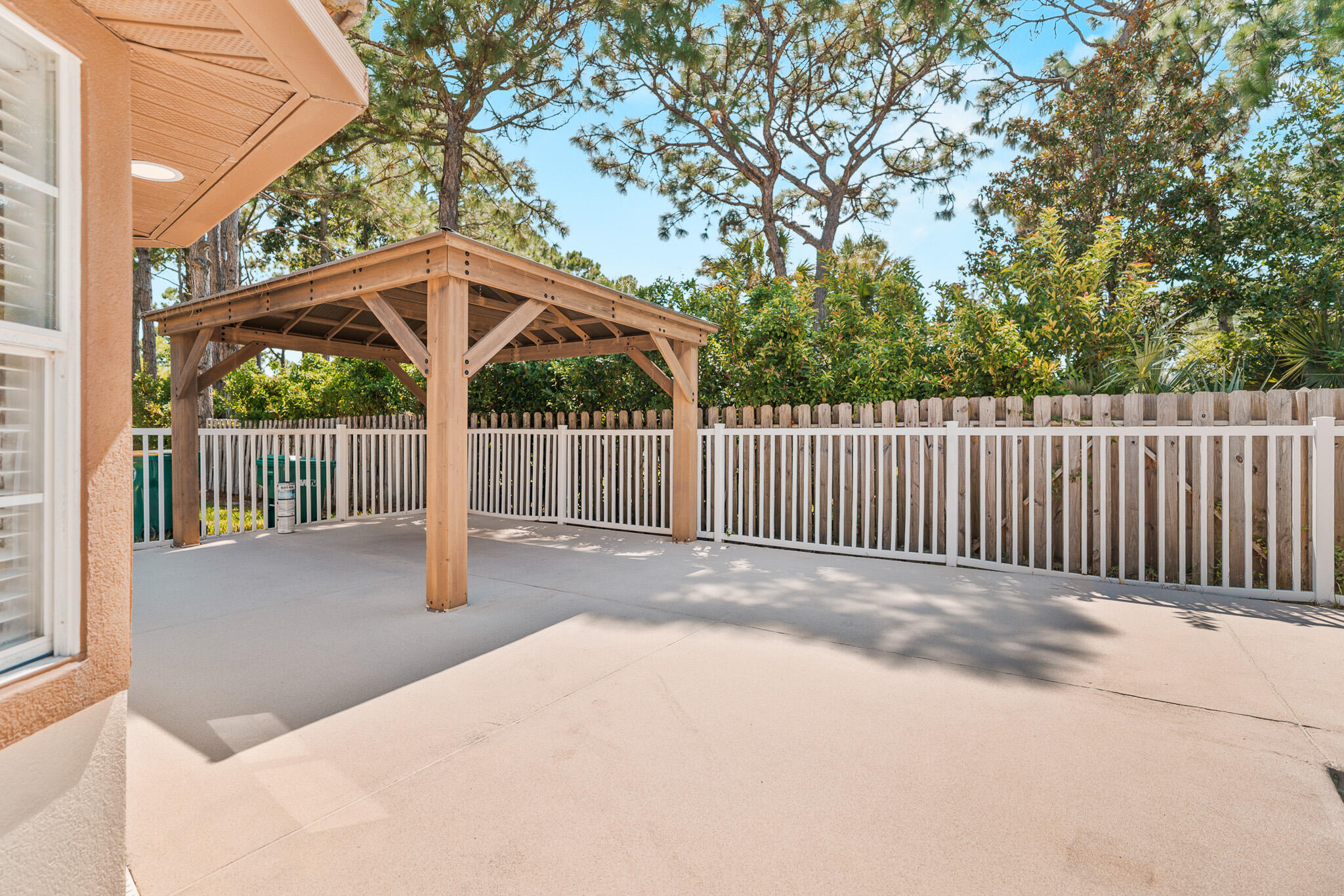 877 Emerald Bay Drive